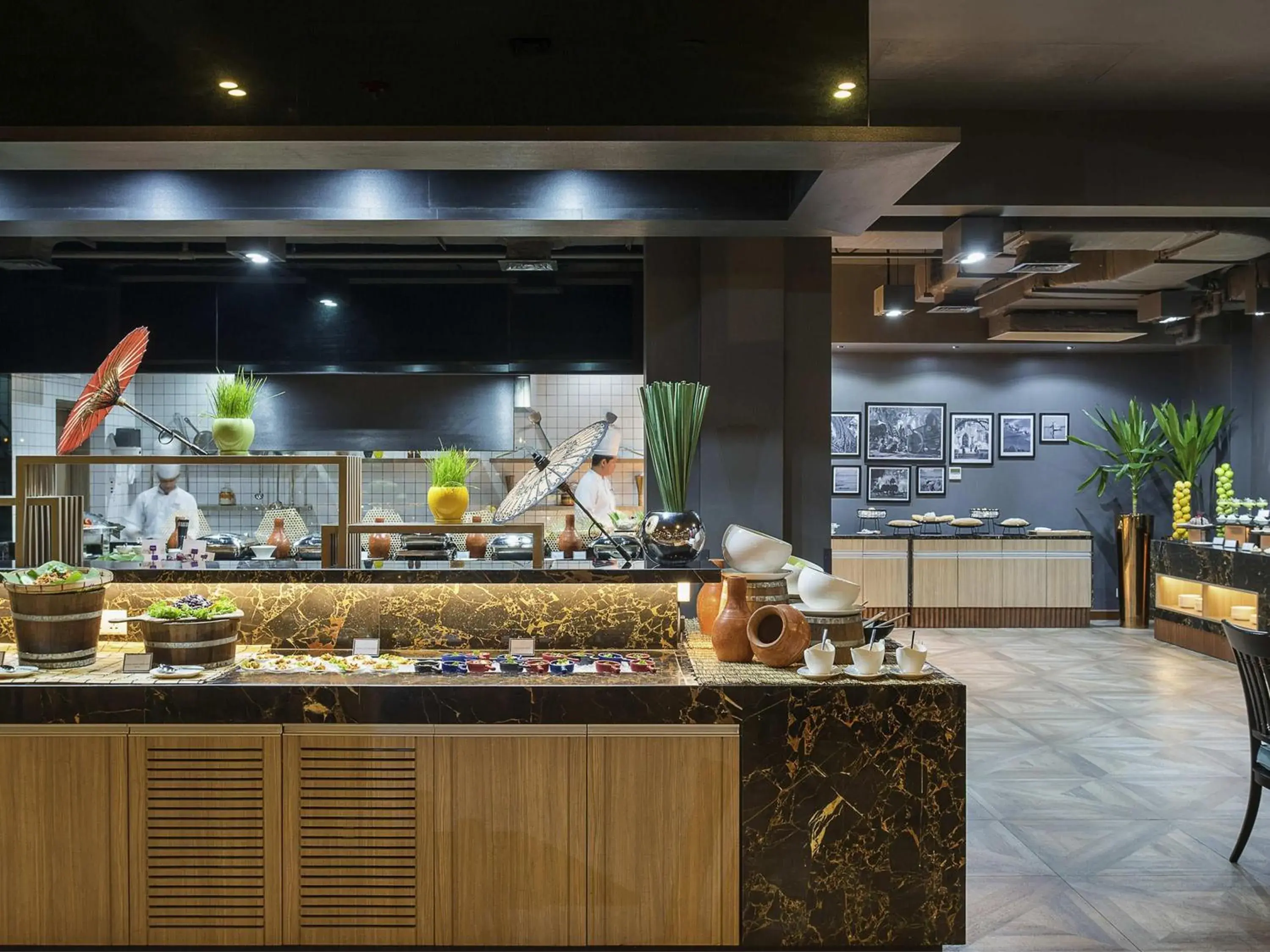 Restaurant/places to eat in Mercure Yangon Kaba Aye Restaurant/places to eat in Mercure Yangon Kaba Aye