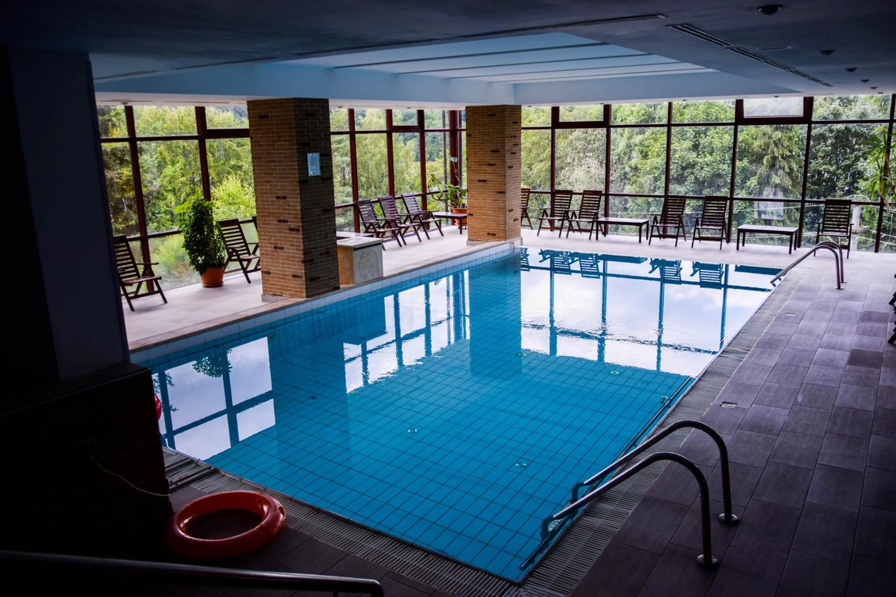 Swimming pool in Hotel Valea cu Pesti