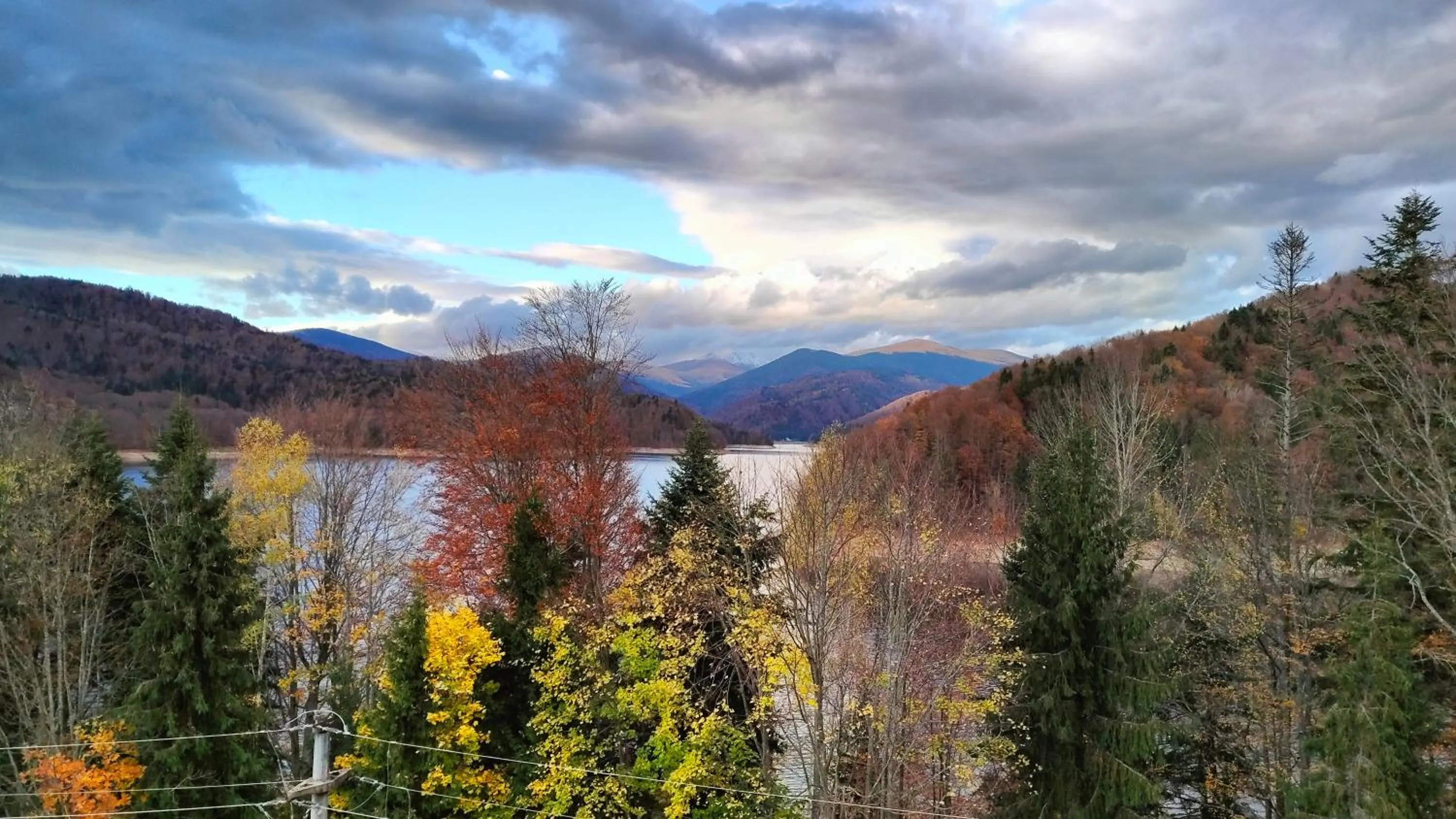 Natural landscape in Hotel Valea cu Pesti
