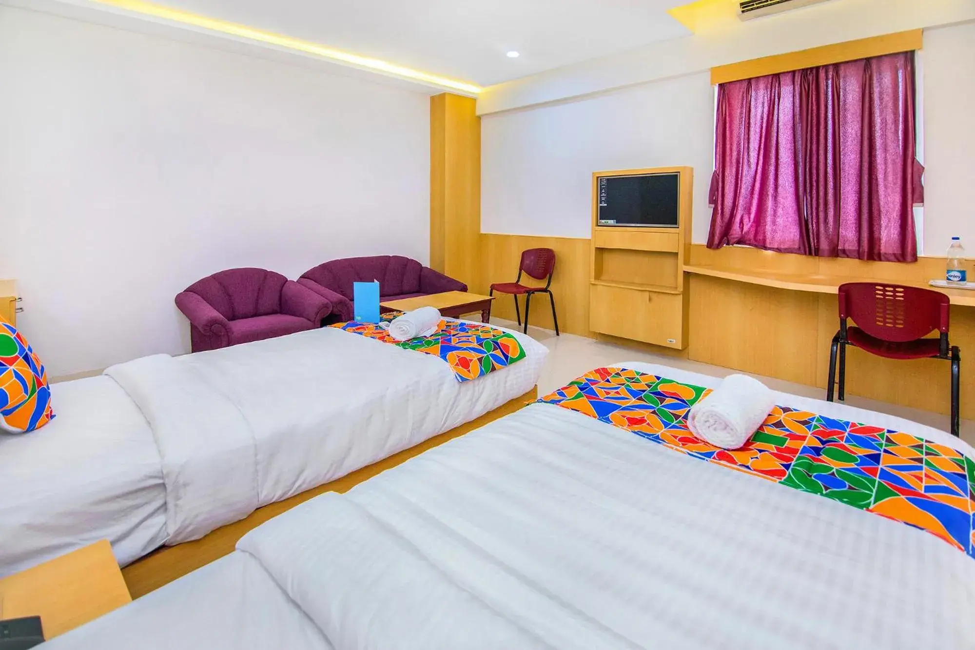 Superior Double Room - single occupancy in FabExpress Picnic Plaza Mylapore Superior Double Room - single occupancy in FabExpress Picnic Plaza Mylapore