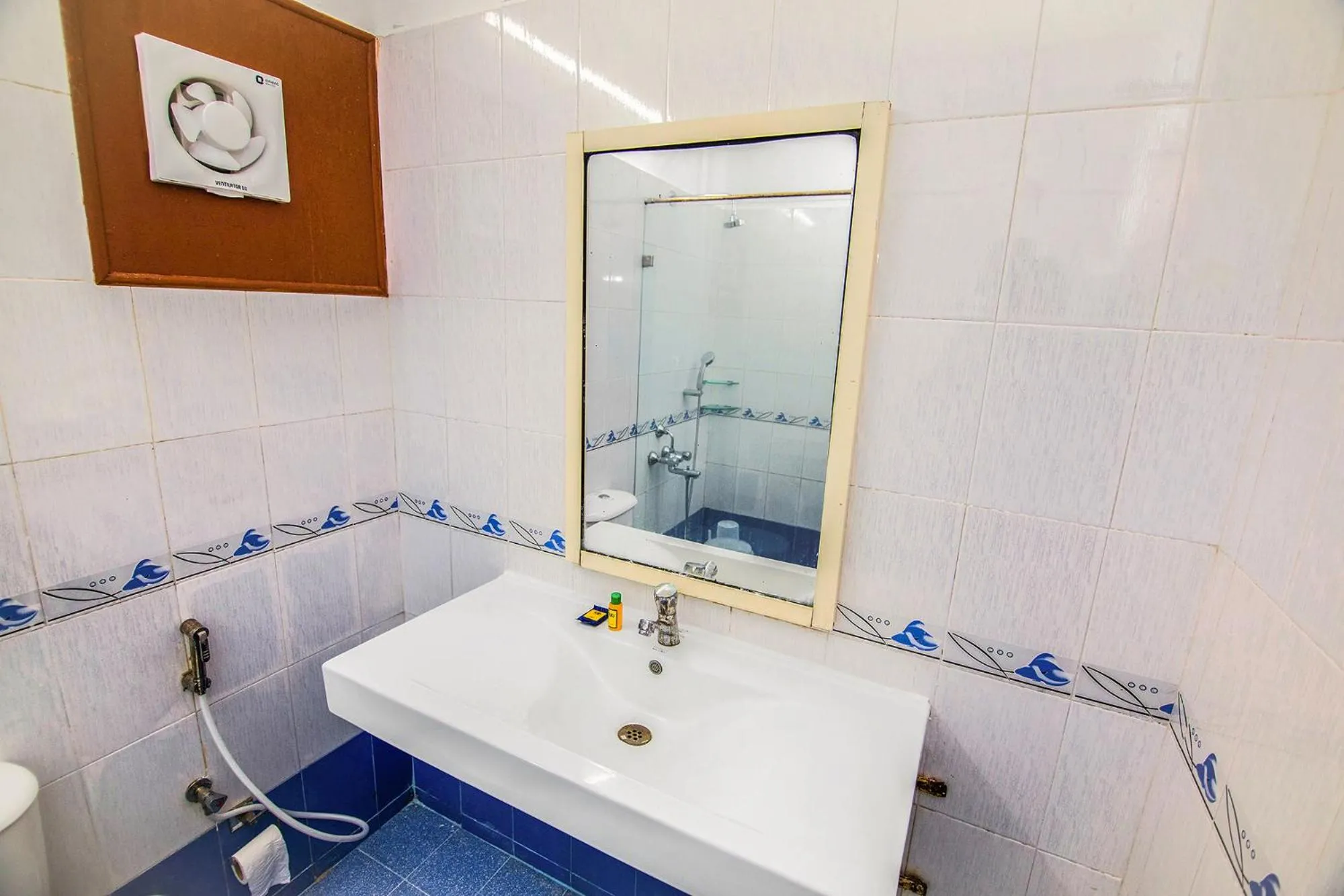 Bathroom in FabExpress Picnic Plaza Mylapore