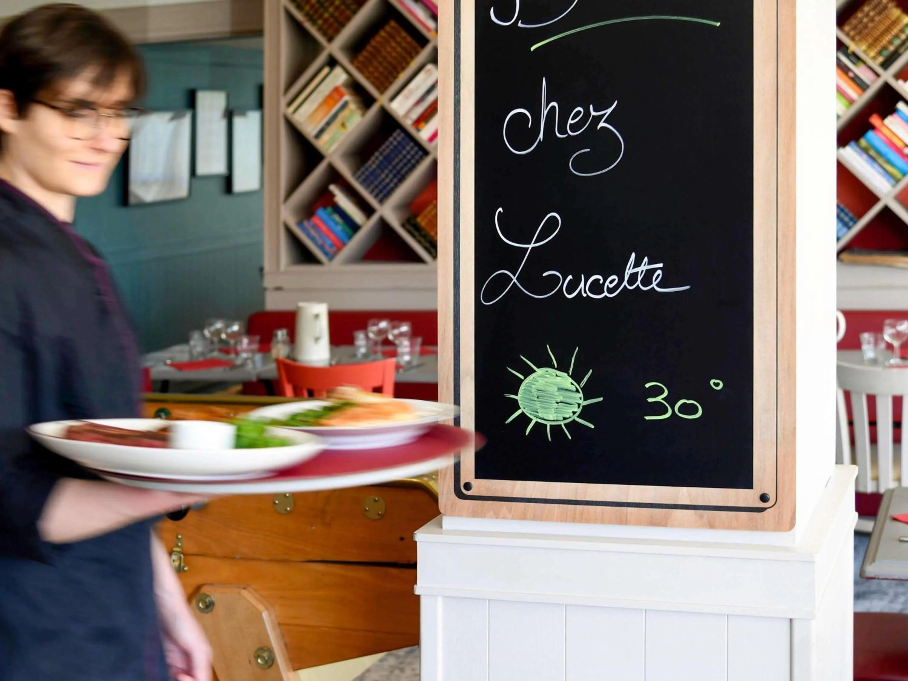 Restaurant/places to eat in Ibis Nantes la Beaujoire Parc Expo