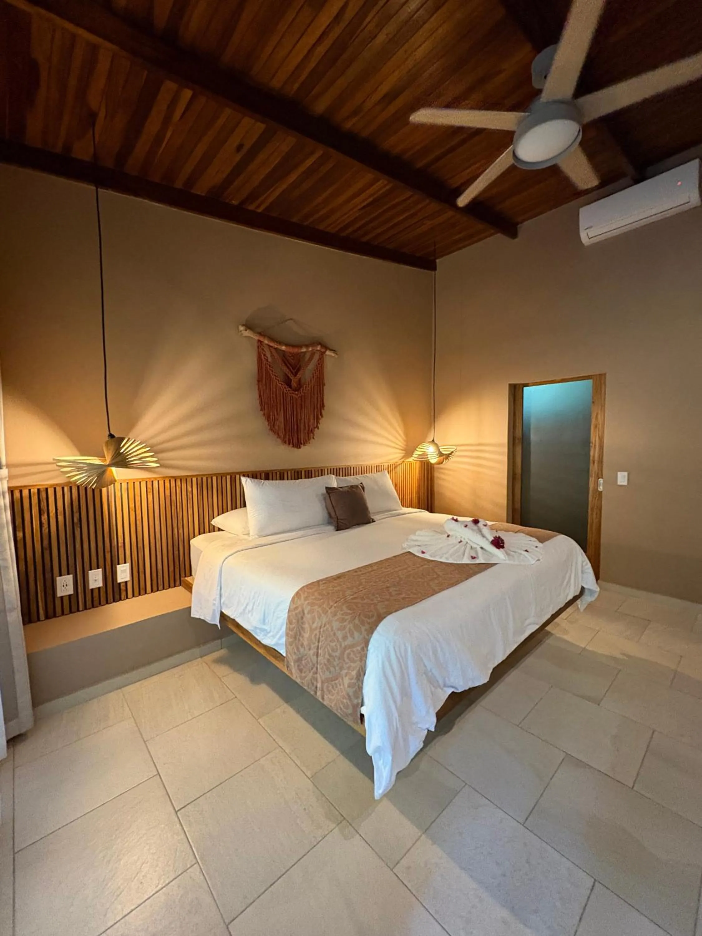 Bed in The Falls at Manuel Antonio