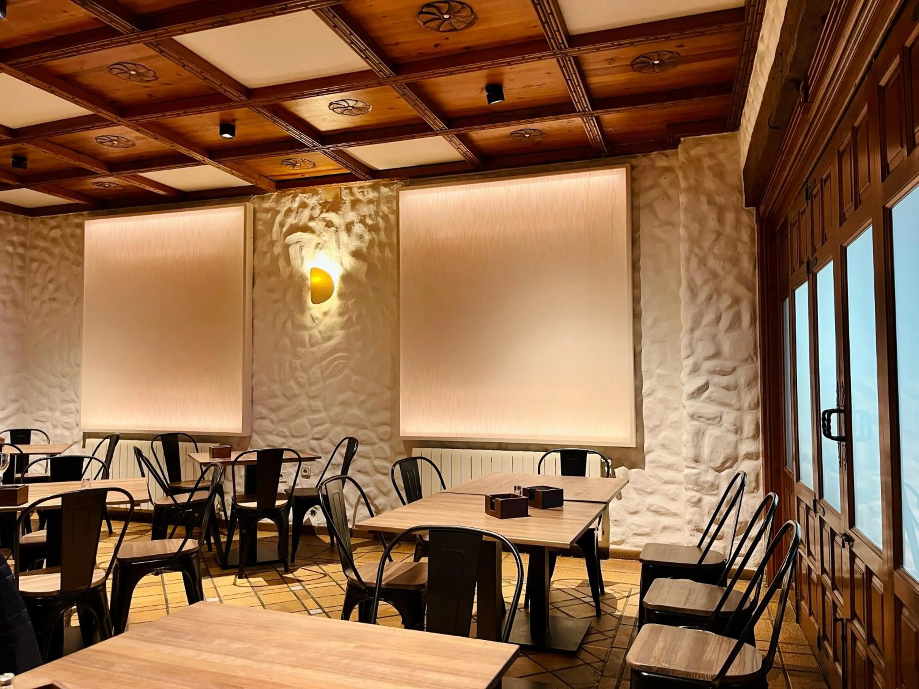 Lounge or bar in Seto del Palancar