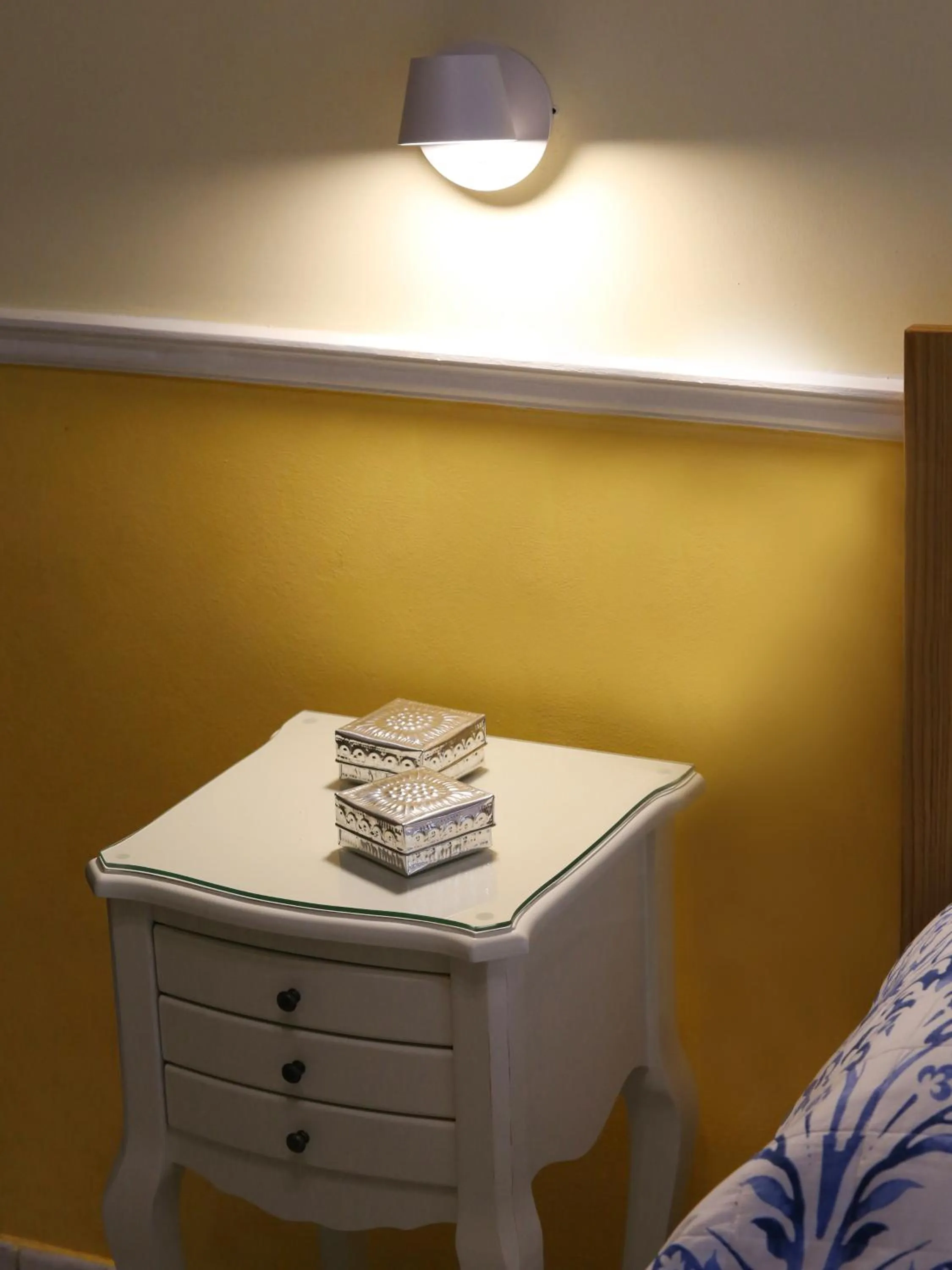 Decorative detail in Santa Lucia 50