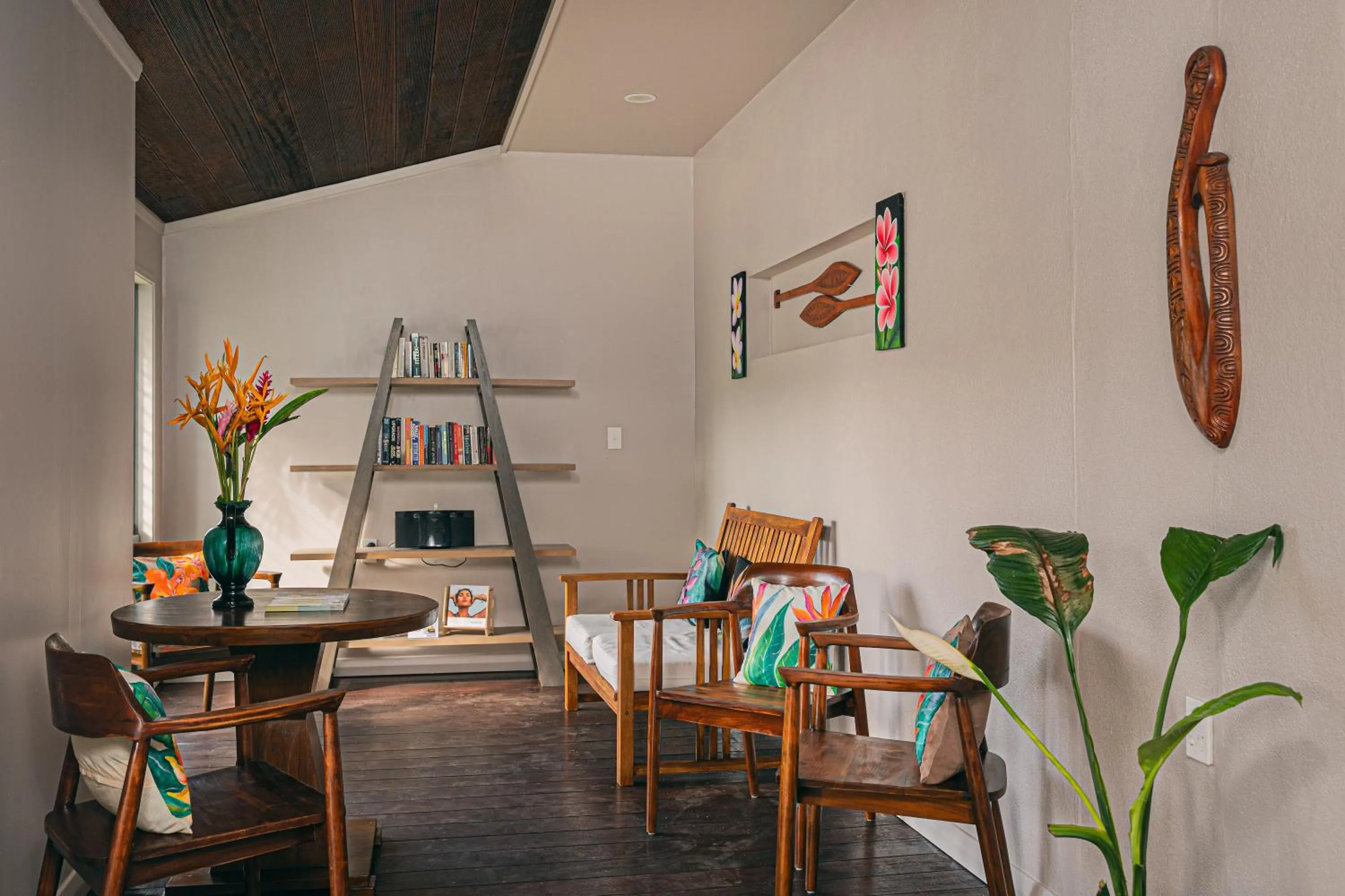 Seating area in Moana Sands Lagoon Resort - Adults Only