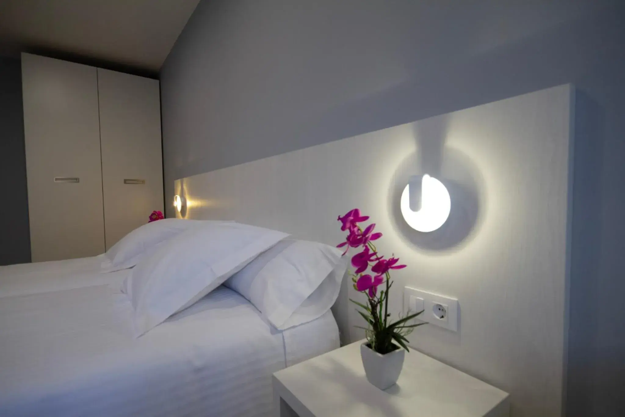 Double Room with Private Bathroom in Hotel Río Asón Double Room with Private Bathroom in Hotel Río Asón