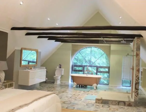 Bathroom in Mount Shekinah Country Hotel