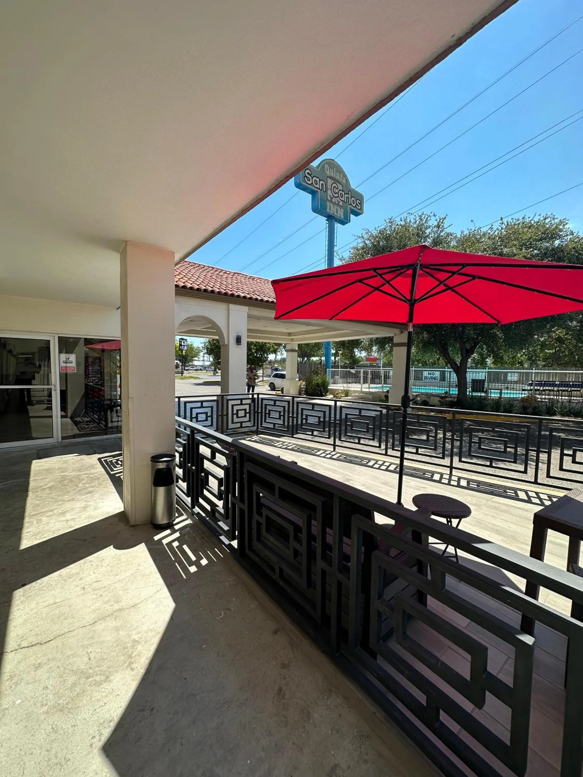 Balcony/Terrace in Hotel Quinta San Carlos Inn