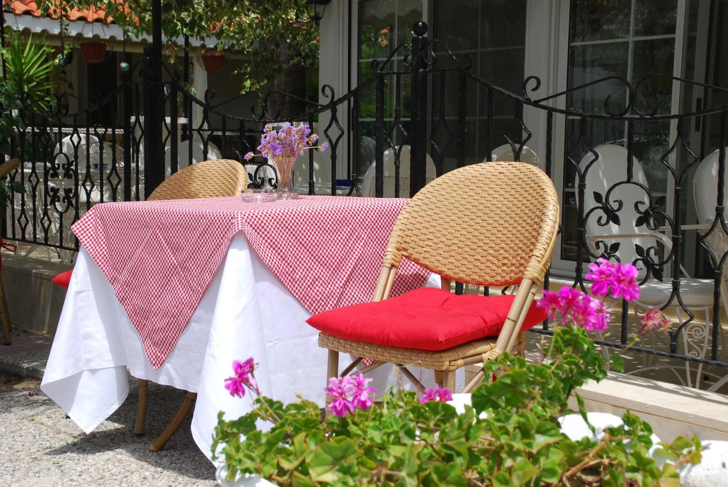 Decorative detail in Melaike Hotel