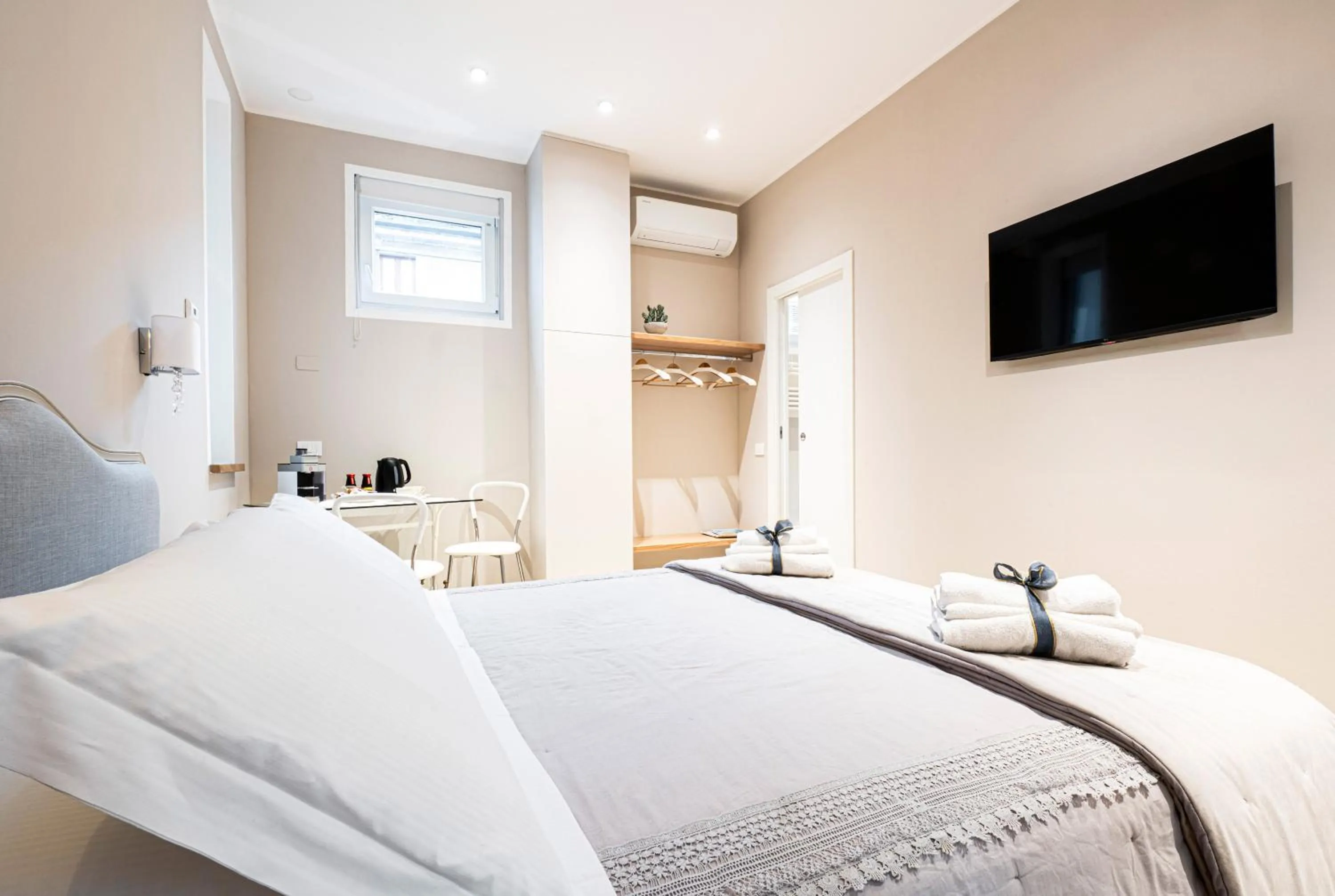 Bed in Residence Briona