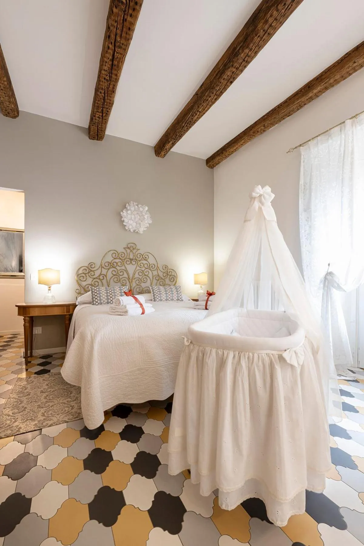 Bed in Residence Briona