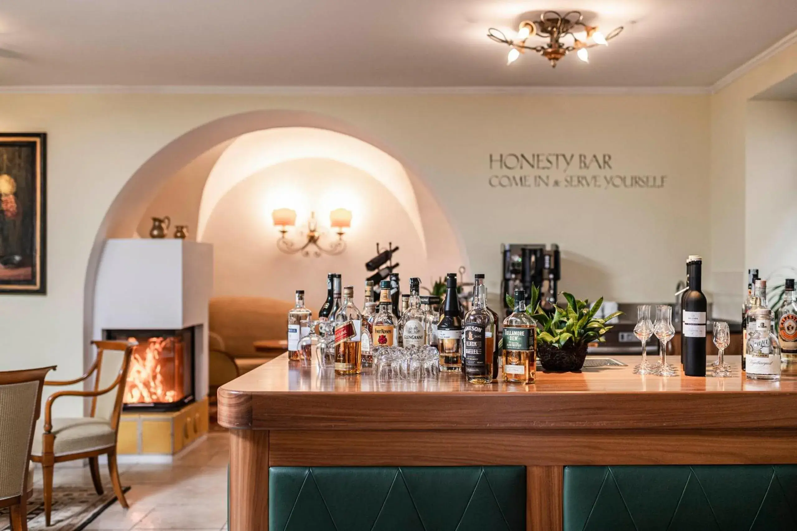Lounge or bar in Hotel Cavallino D'Oro Bed&Breakfast Lounge or bar in Hotel Cavallino D'Oro Bed&Breakfast