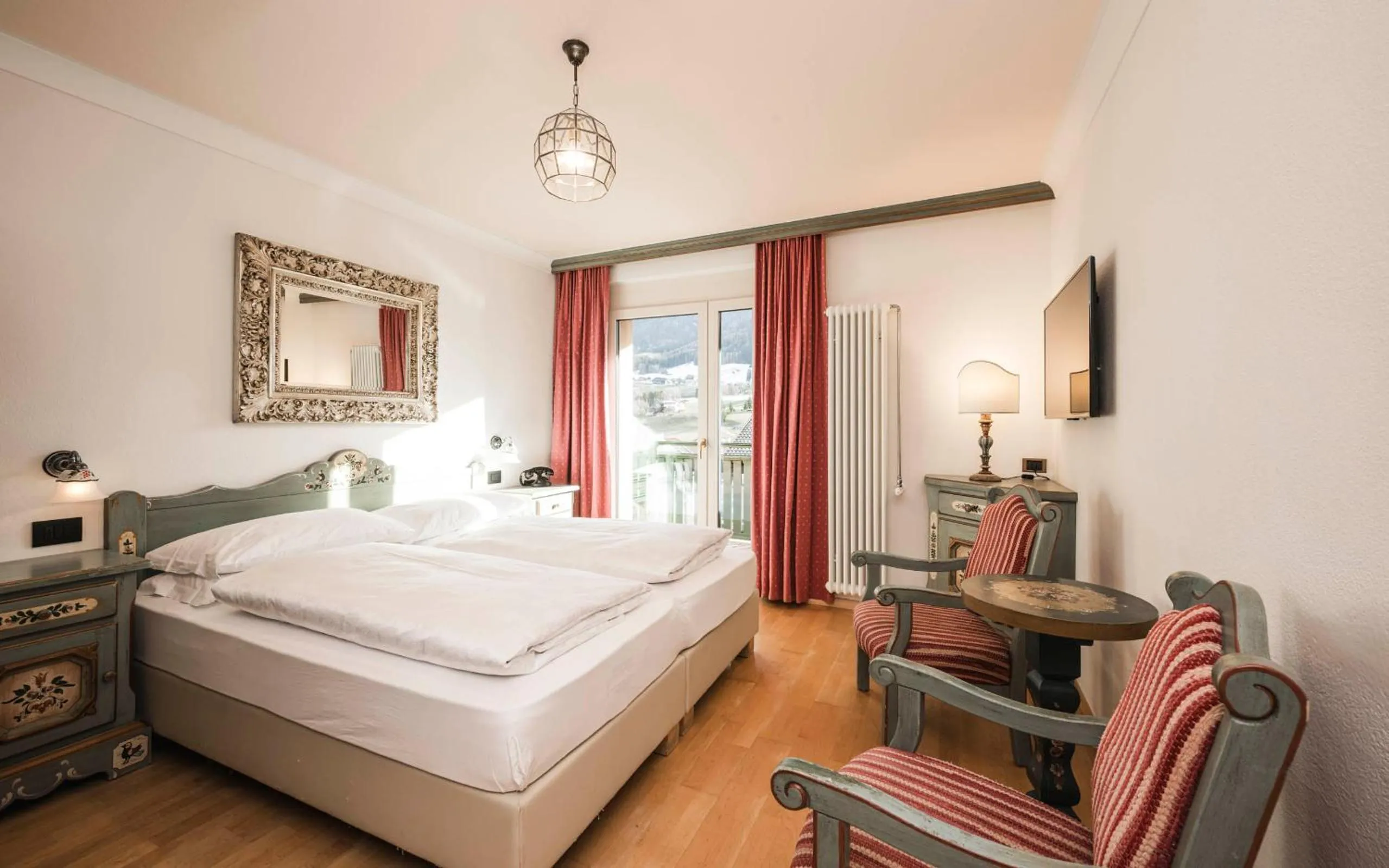 Photo of the whole room, Bed in Hotel Cavallino D'Oro Bed&Breakfast