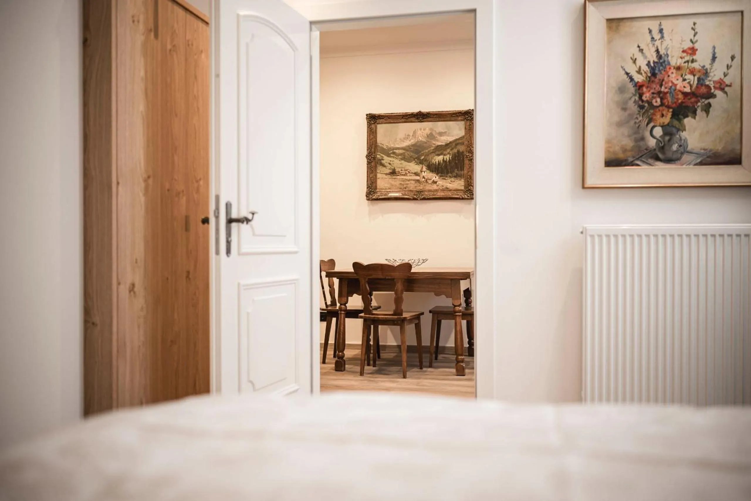 Seating area, Bed in Hotel Cavallino D'Oro Bed&Breakfast