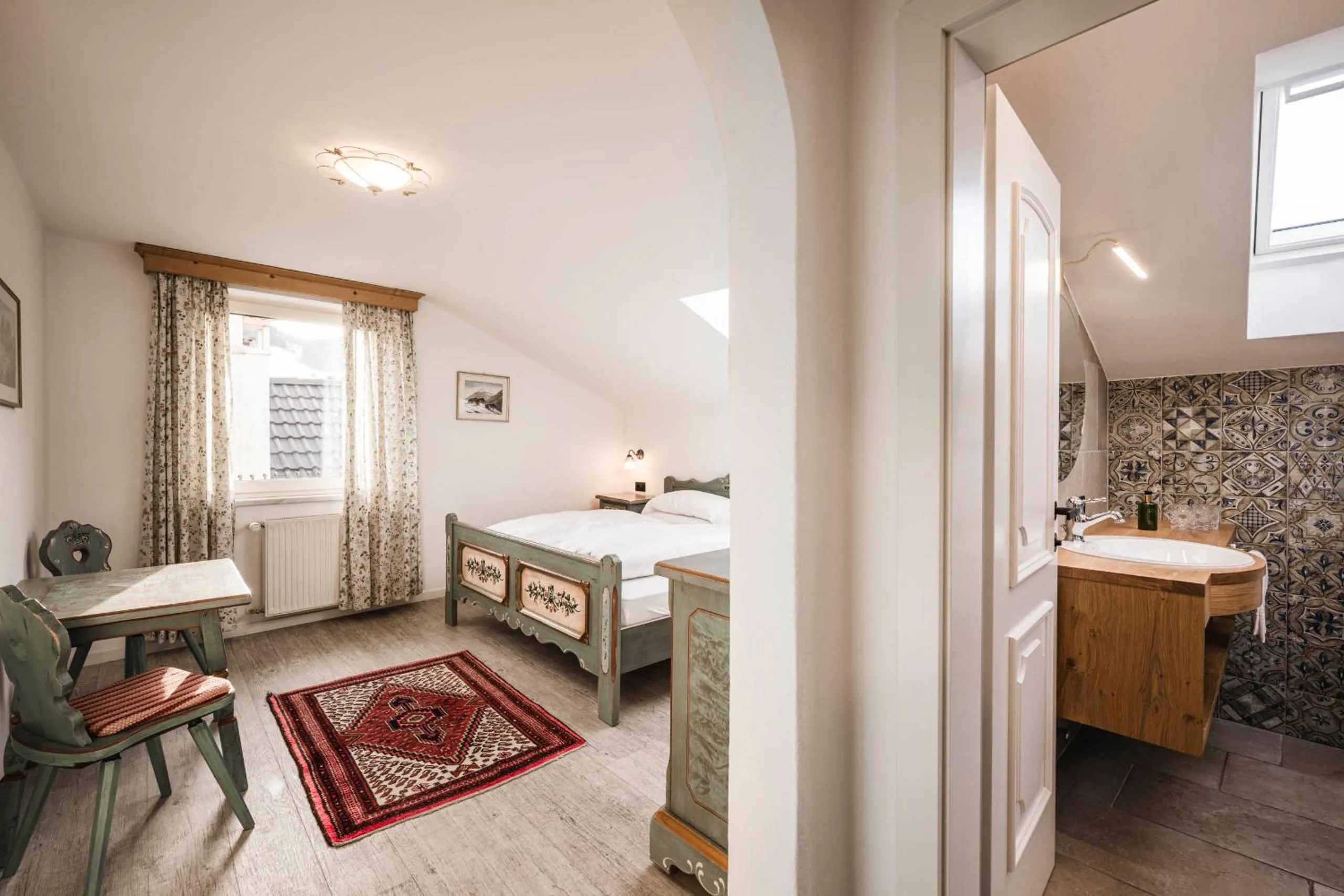 Photo of the whole room, Bed in Hotel Cavallino D'Oro Bed&Breakfast