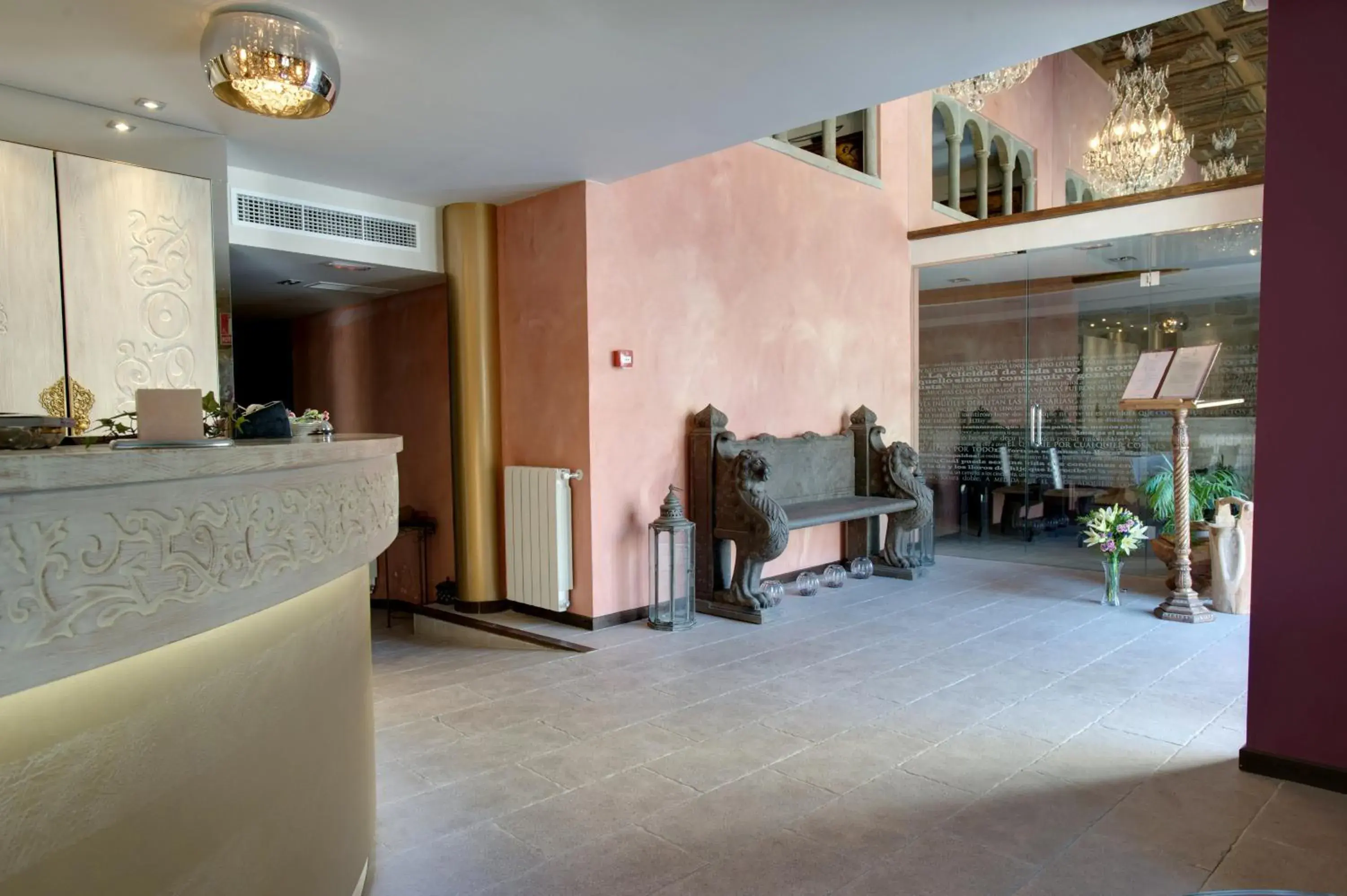 Lobby or reception in Hotel Palacio del Obispo Lobby or reception in Hotel Palacio del Obispo