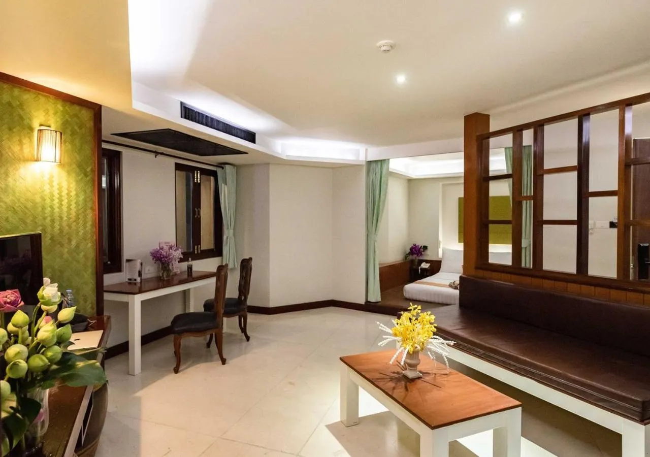 Bedroom in Dang Derm Khaosan