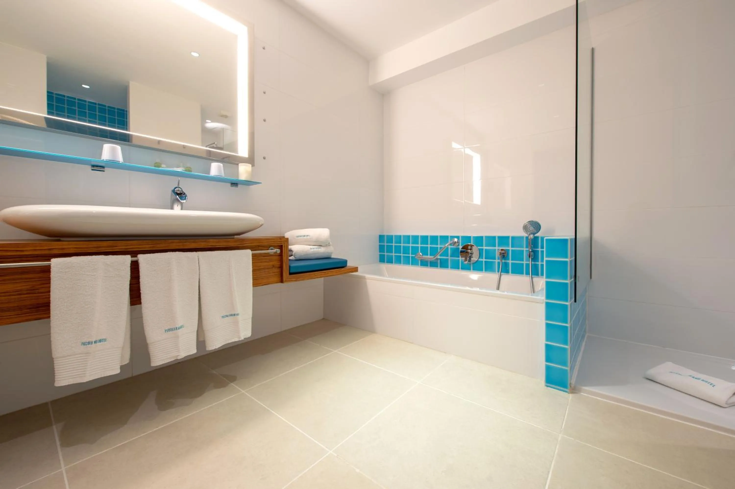 Bathroom in Piccolo Grand Hotel