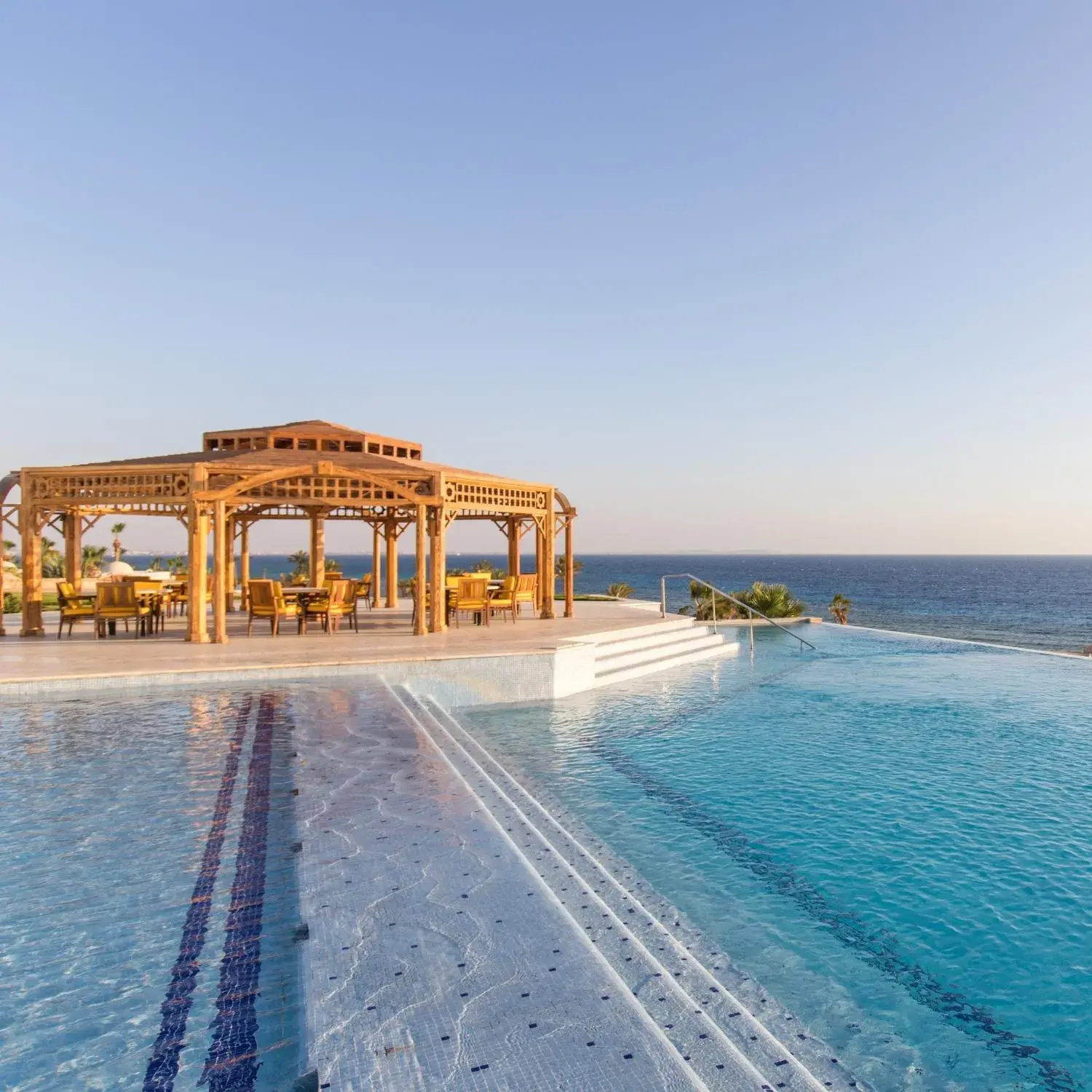 Pool view in The Oberoi Beach Resort, Sahl Hasheesh Pool view in The Oberoi Beach Resort, Sahl Hasheesh