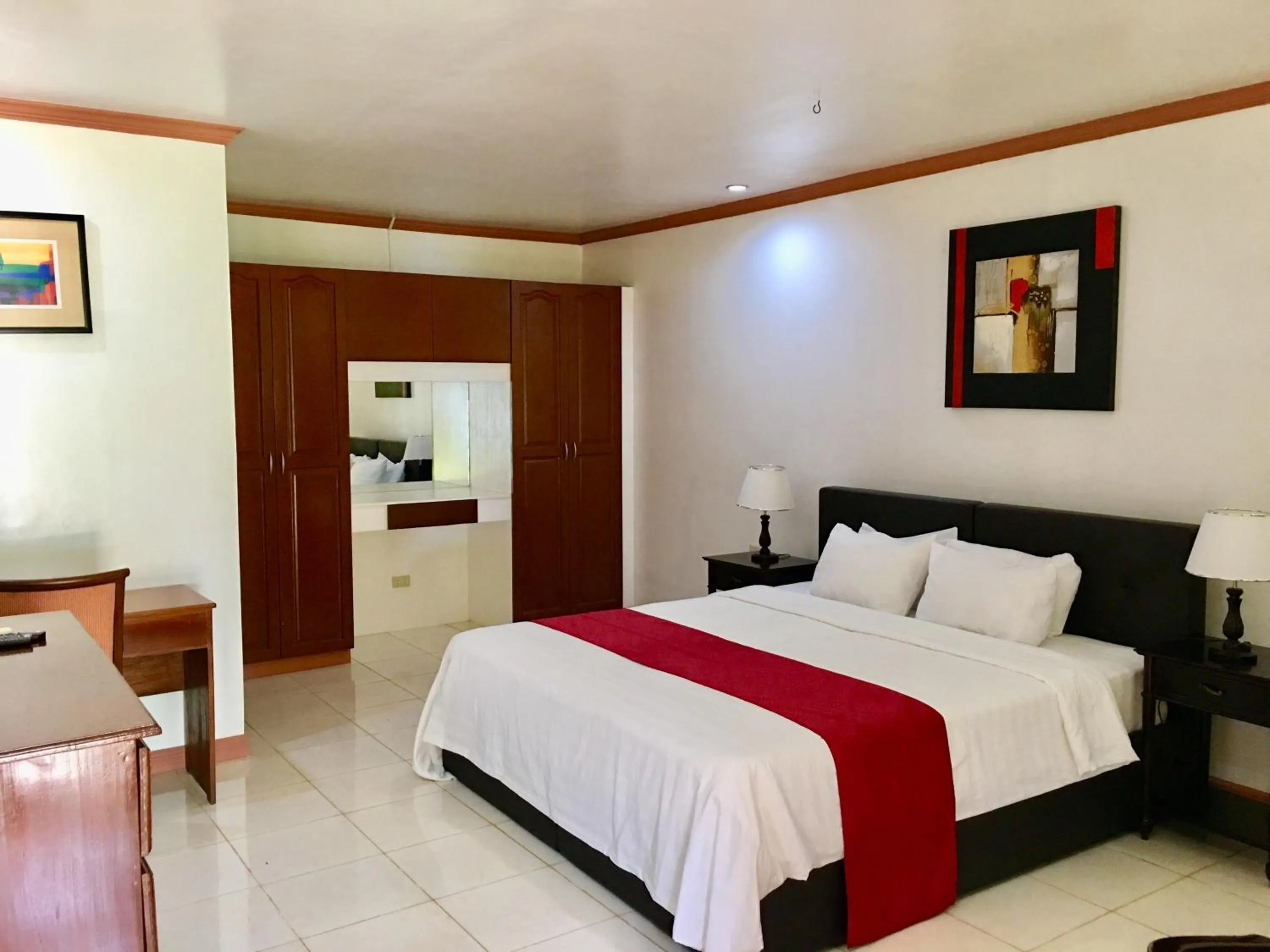 Photo of the whole room, Bed in Anda White Beach Resort