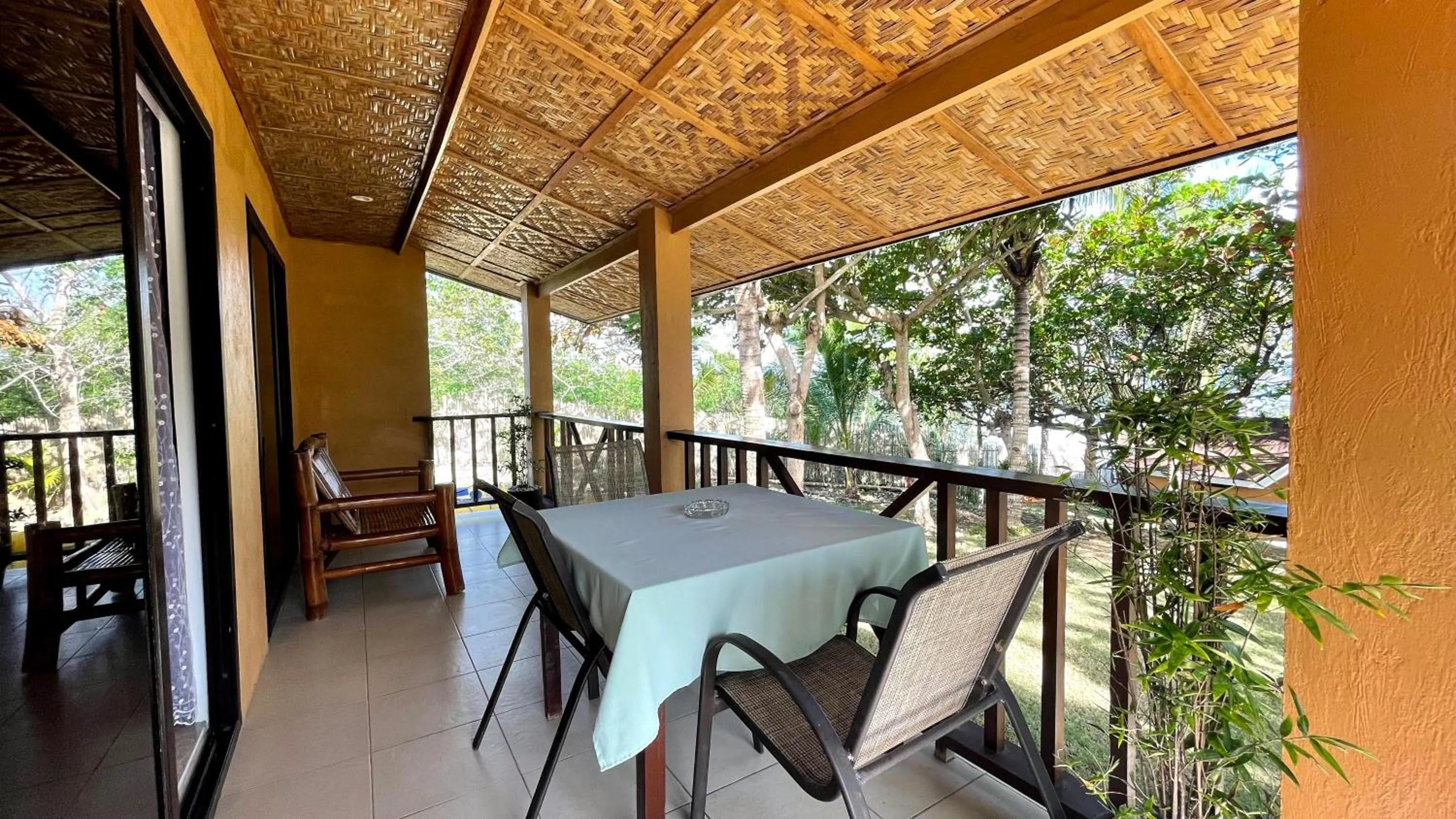 Balcony/Terrace in Anda White Beach Resort