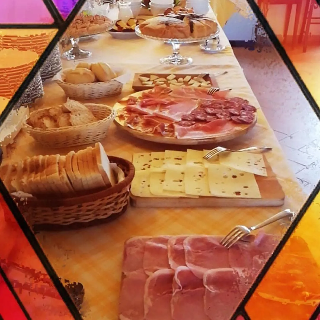 Continental breakfast in Parco Ducale Country House