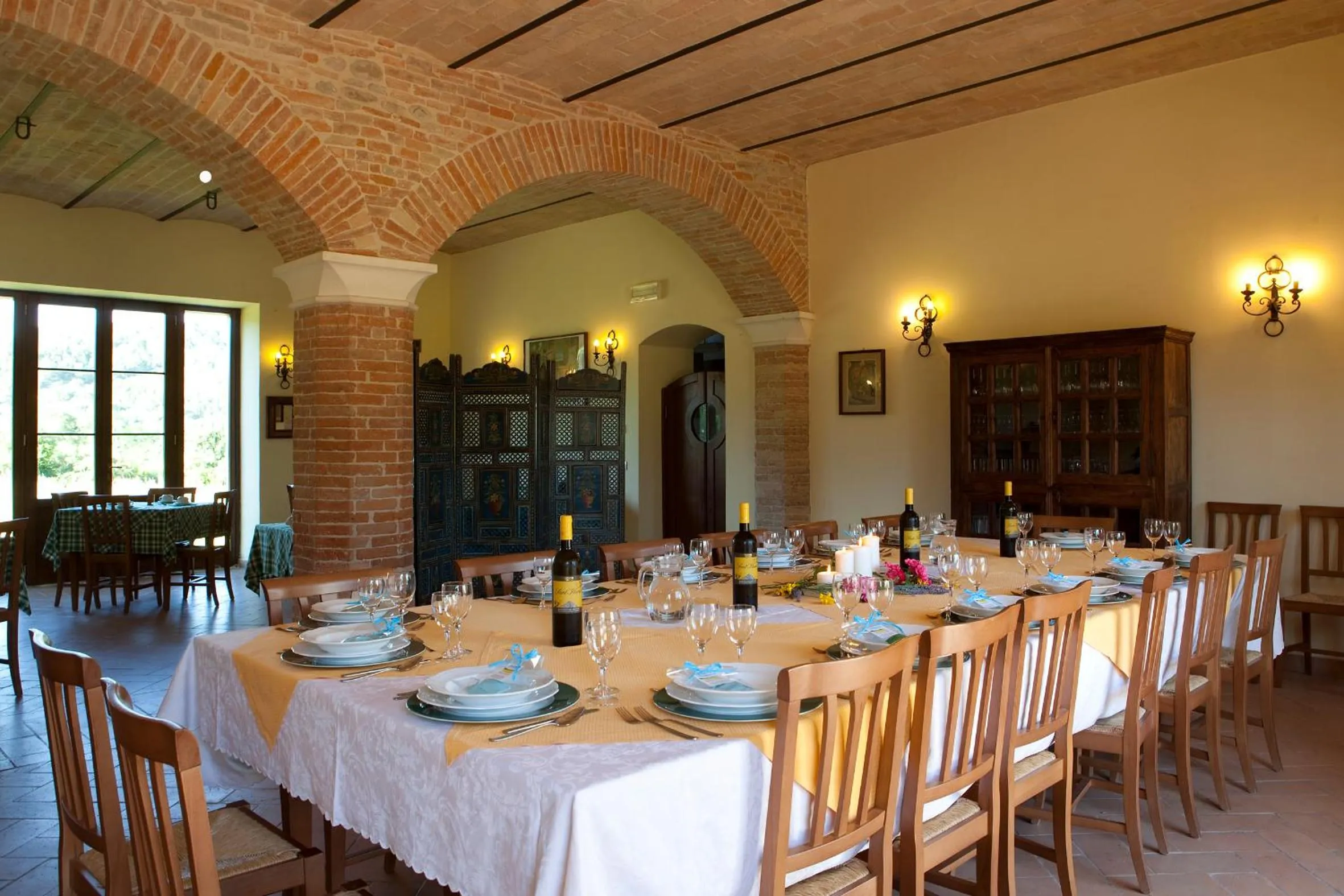 Restaurant/places to eat in Parco Ducale Country House