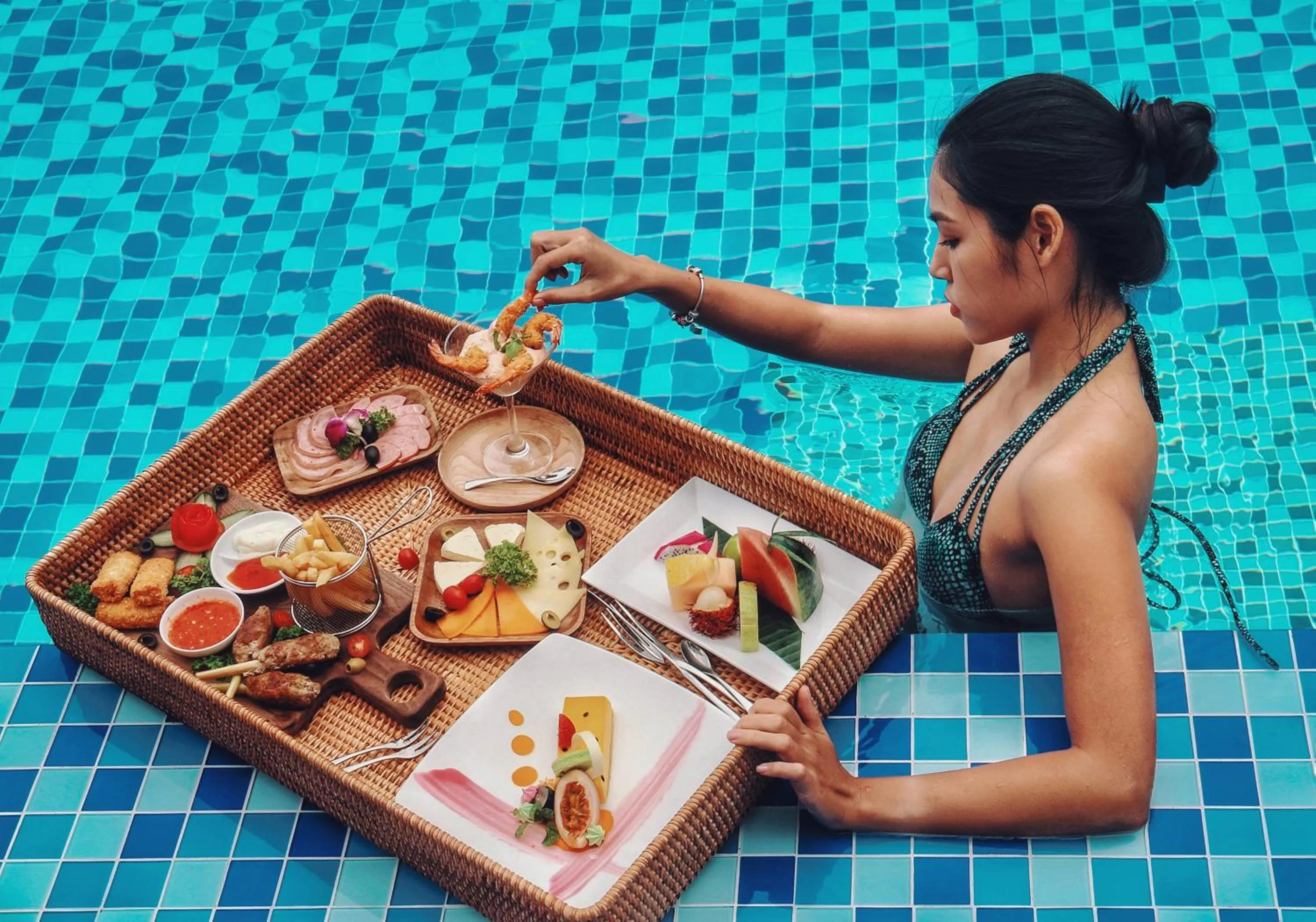 Food and drinks in HAIAN Beach Hotel & Spa