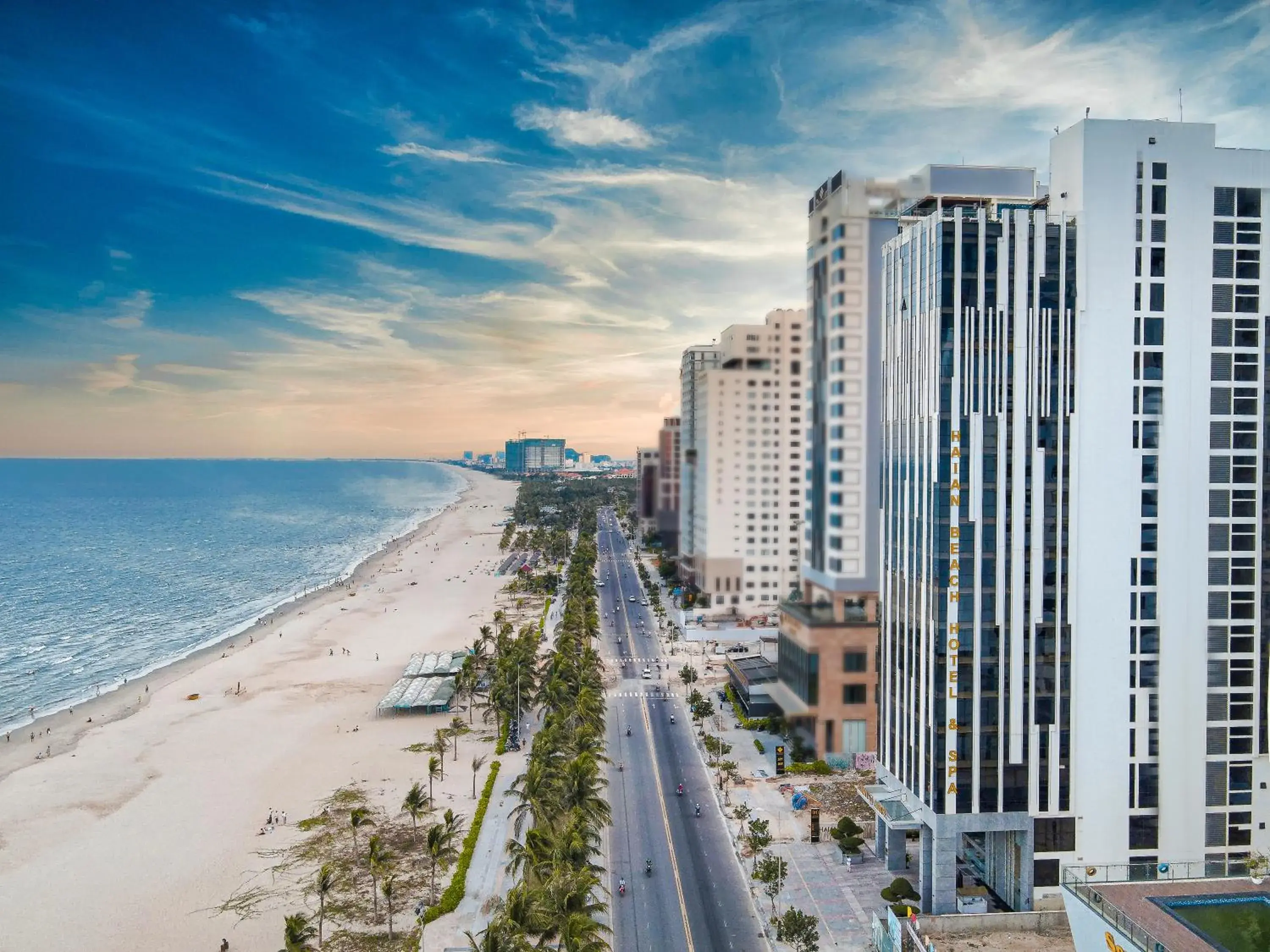 Facade/entrance in HAIAN Beach Hotel & Spa Facade/entrance in HAIAN Beach Hotel & Spa
