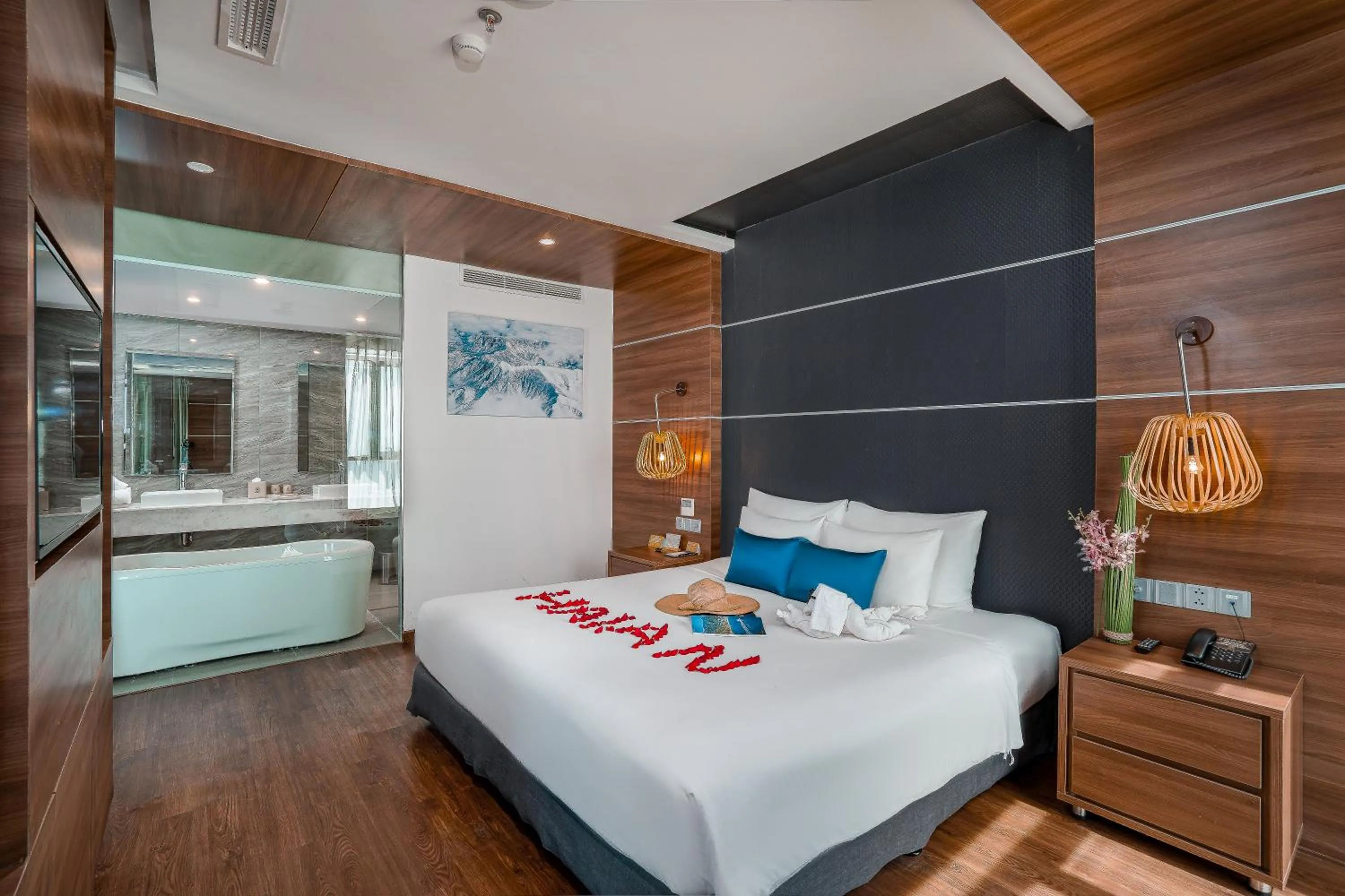 Bed in HAIAN Beach Hotel & Spa