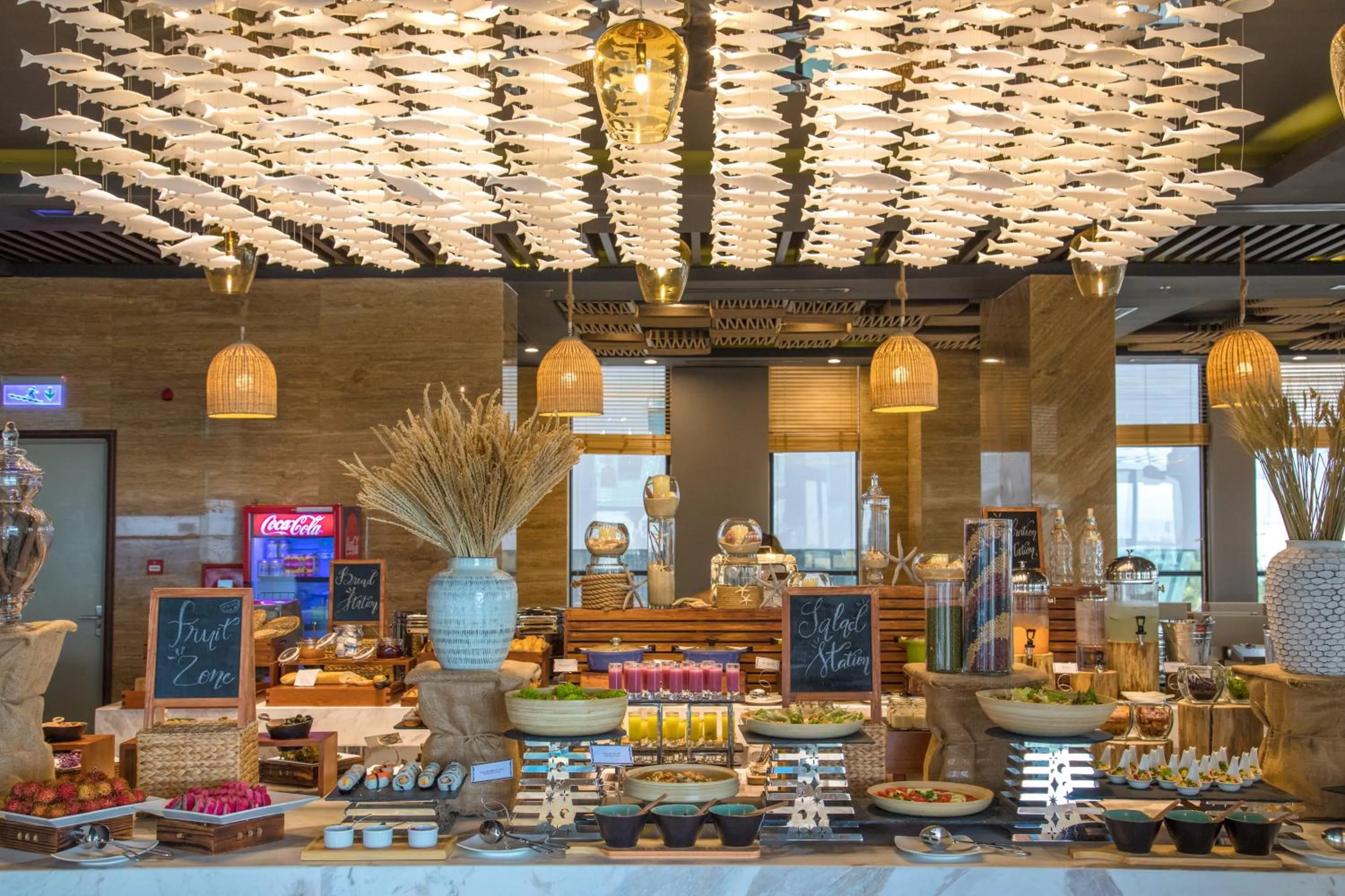 Restaurant/places to eat in HAIAN Beach Hotel & Spa