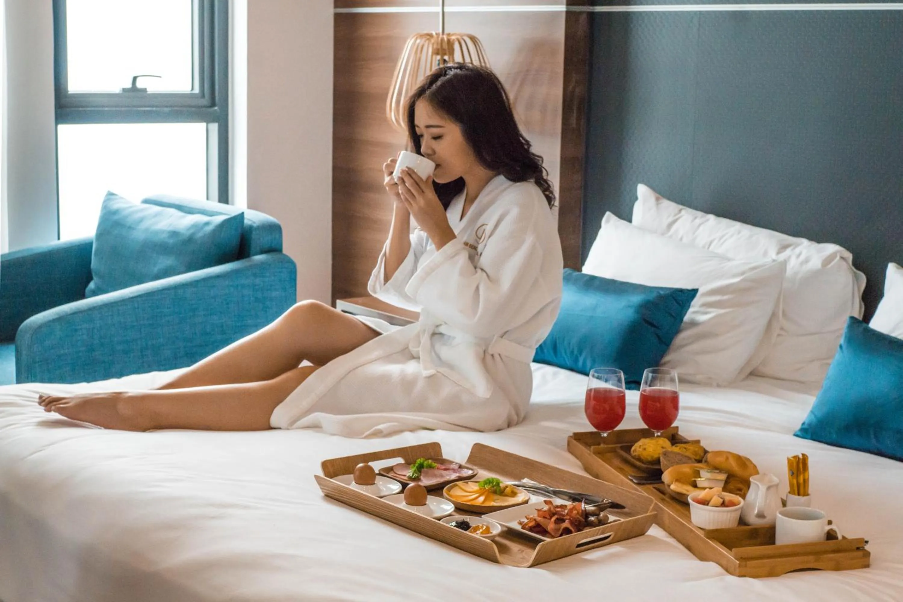 Food and drinks, Bed in HAIAN Beach Hotel & Spa