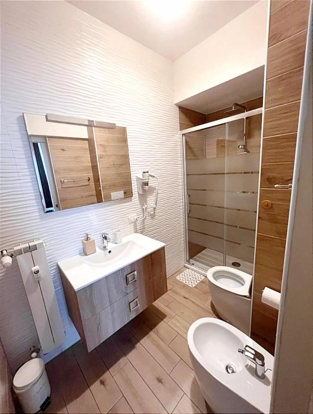 Pisa City Lodge