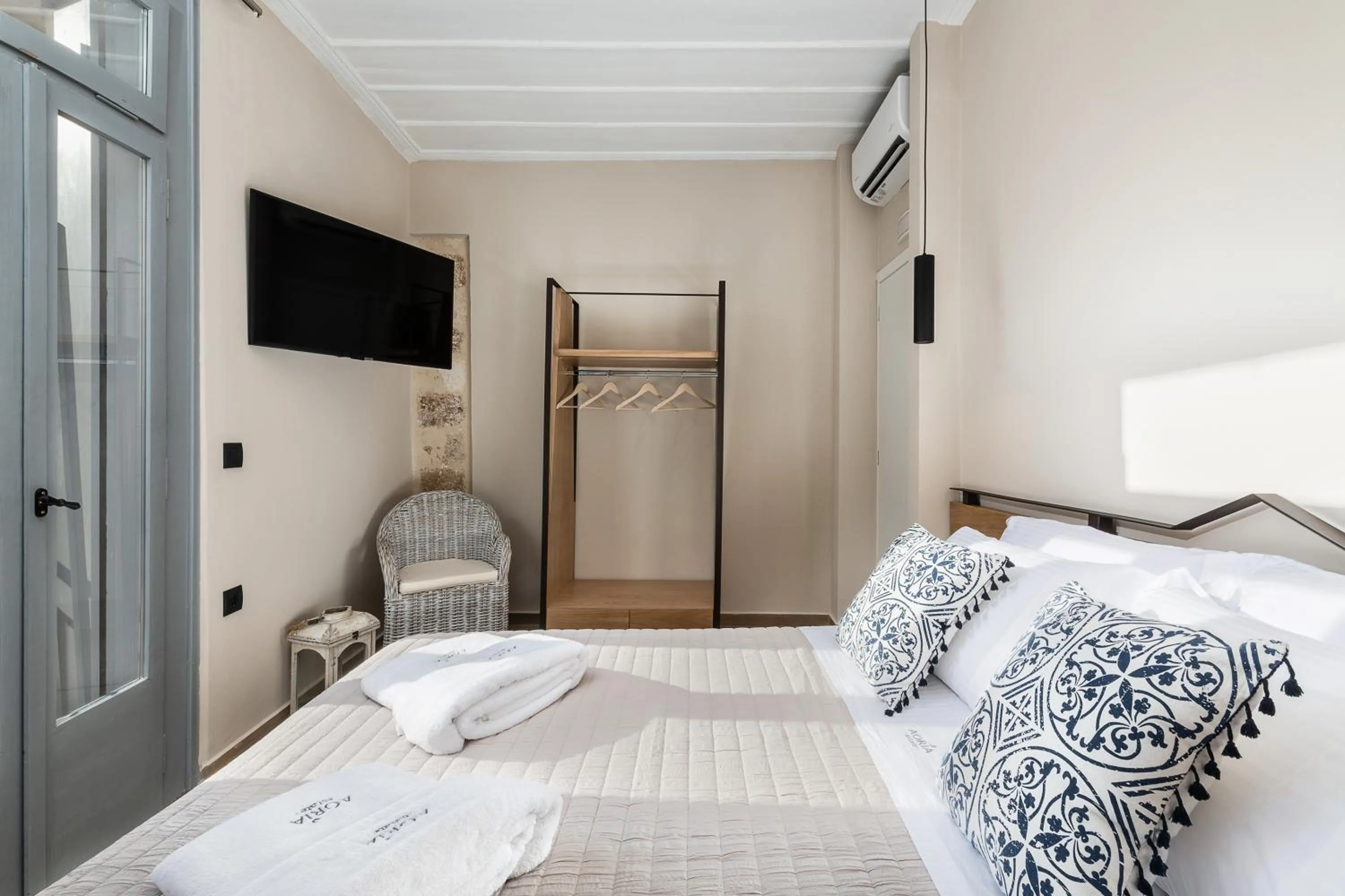 Bed in Aoria Estate Old Port