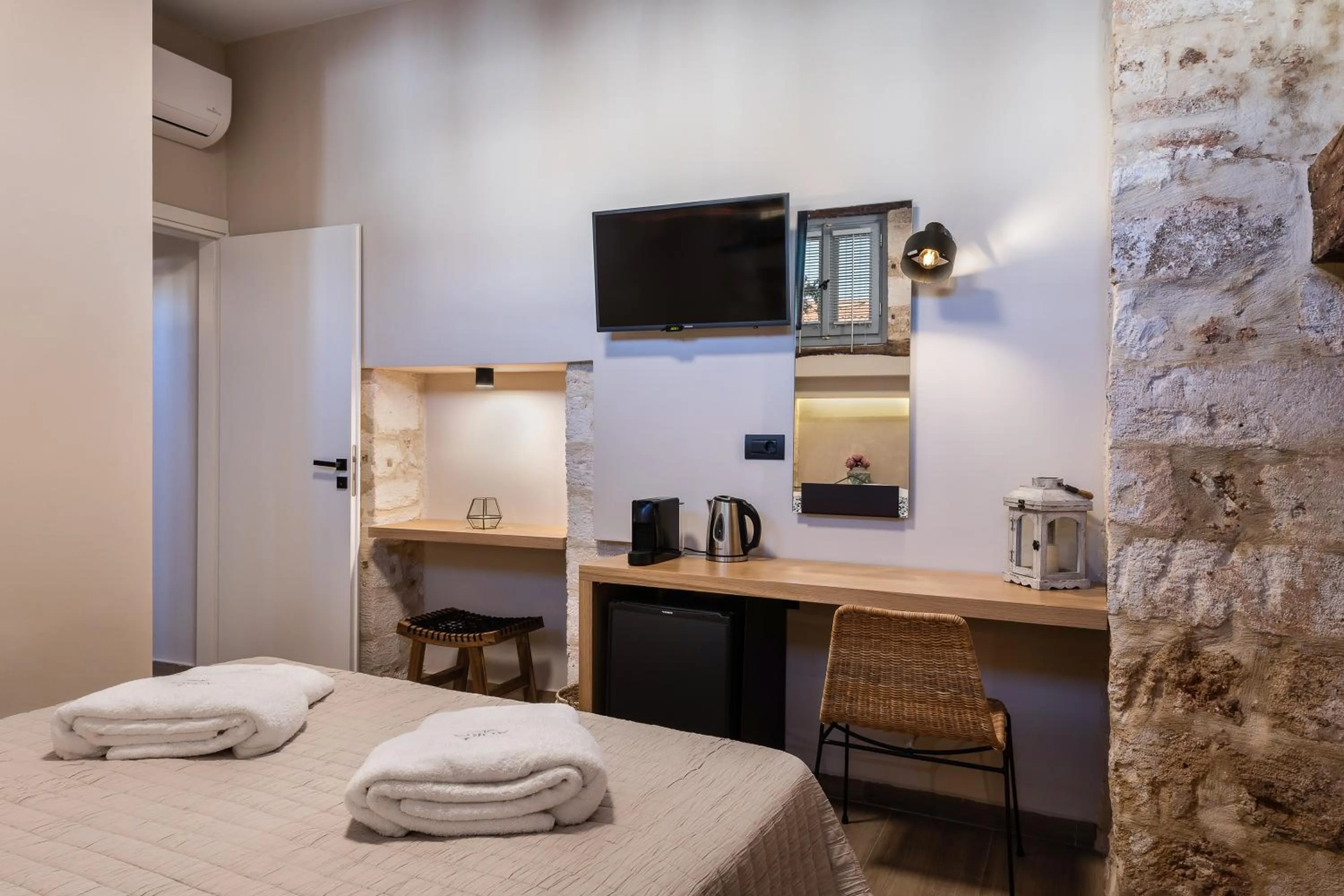 TV and multimedia, Bed in Aoria Estate Old Port