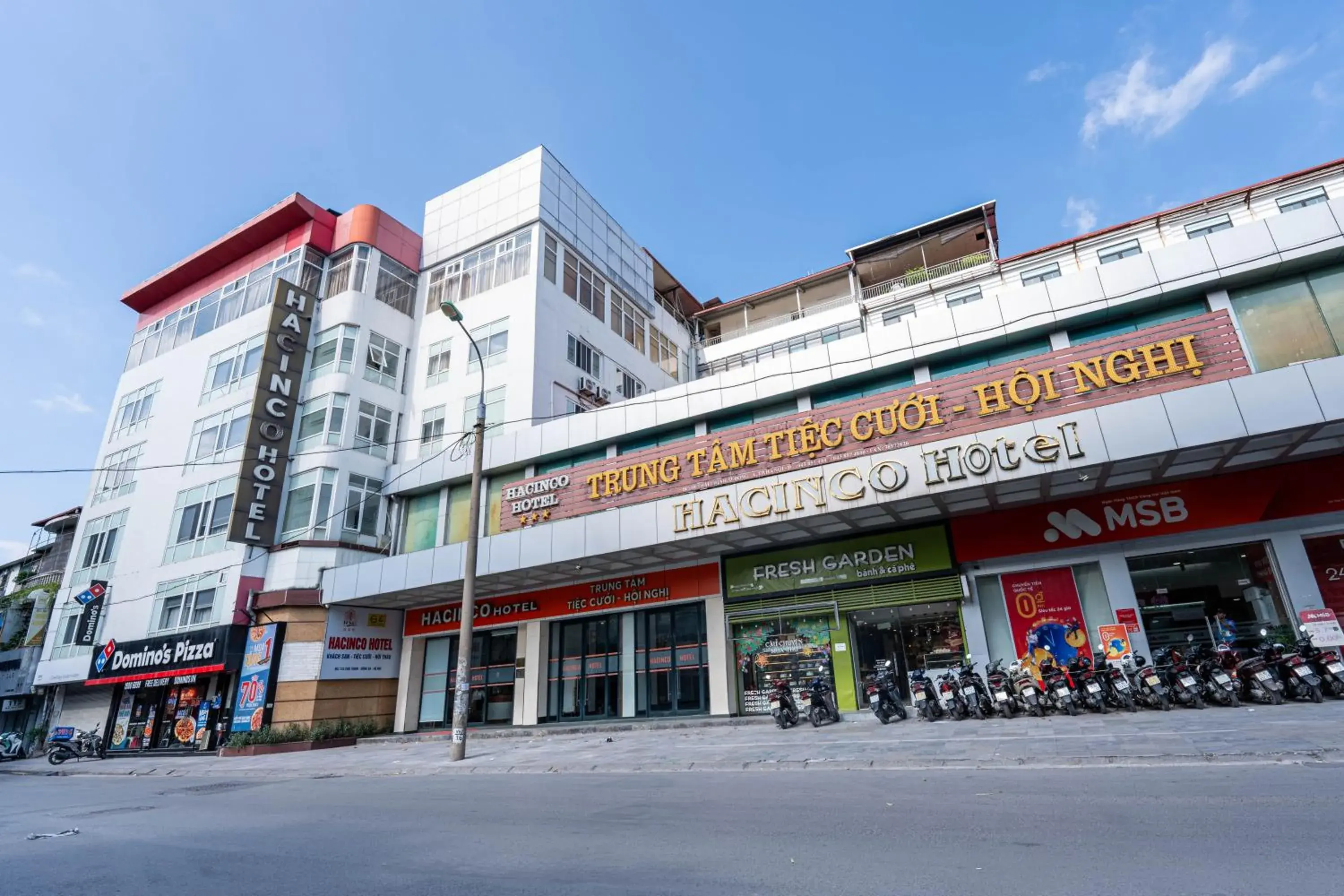 Property building in Hacinco Hotel Property building in Hacinco Hotel