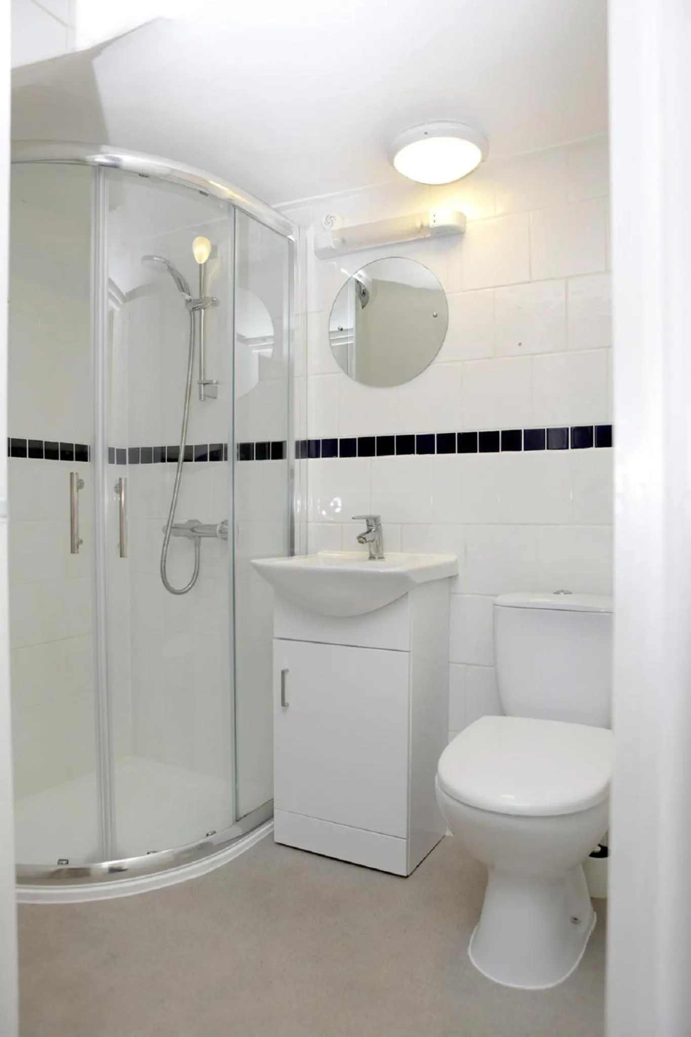 Bathroom in Abbey View Holiday Flats