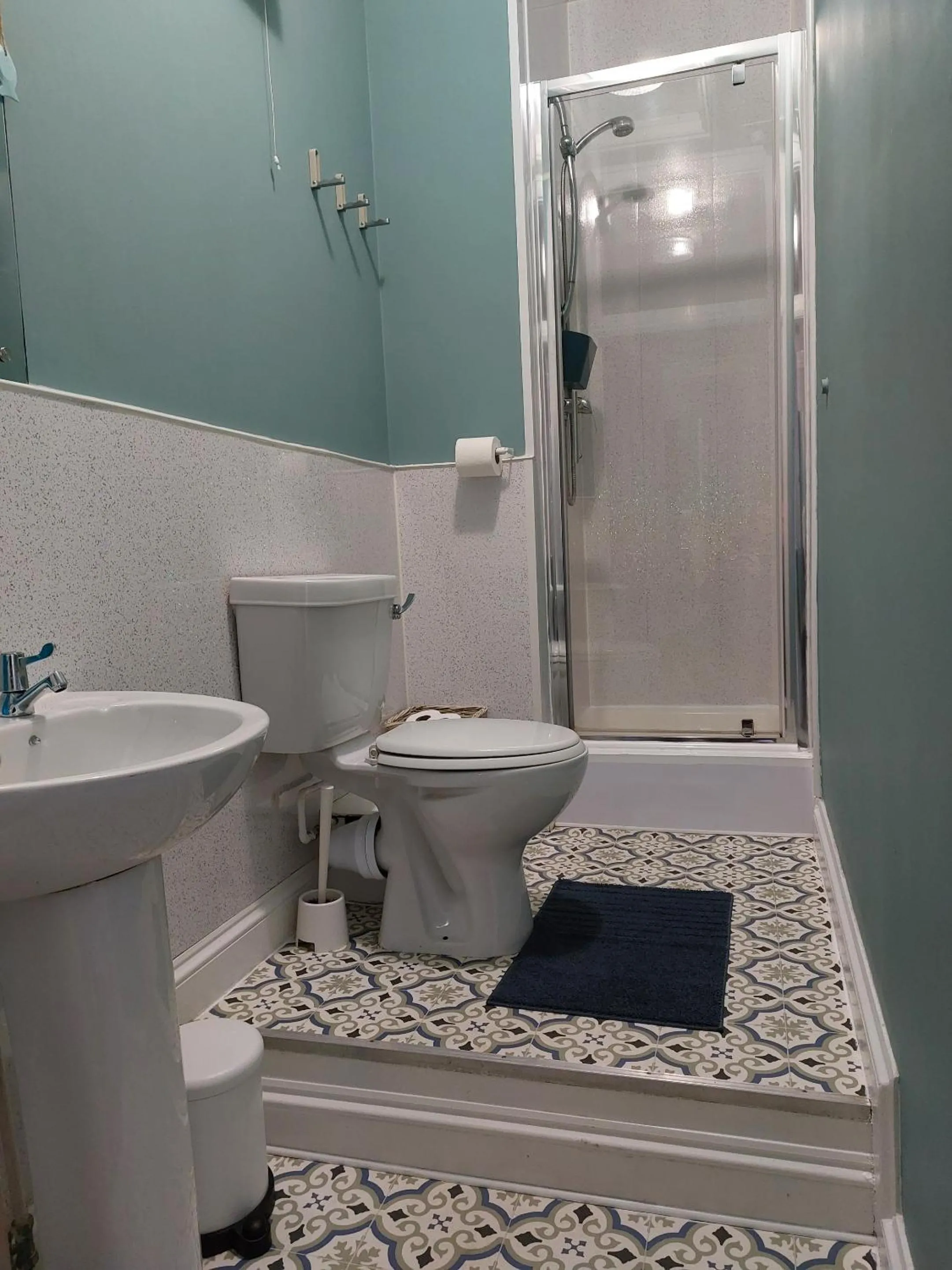 Bathroom in Abbey View Holiday Flats