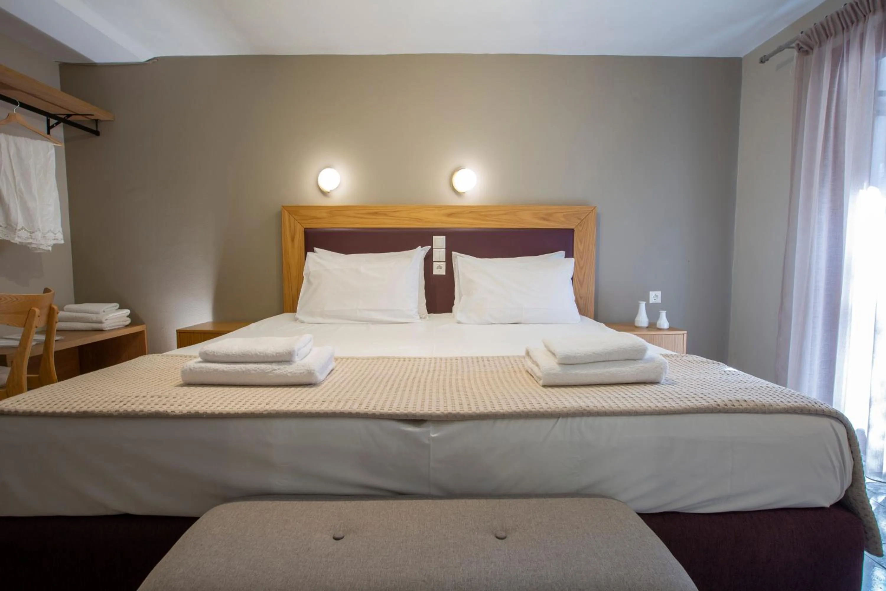 Bed in Athina résidence