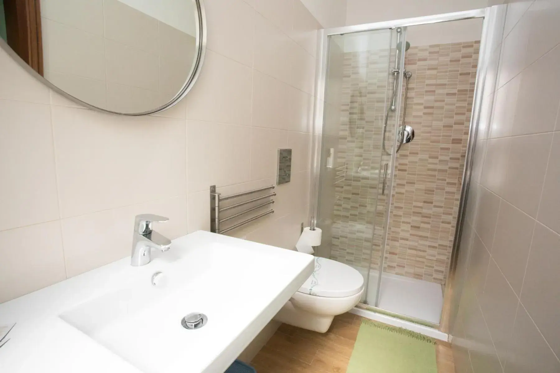 Bathroom in Hotel Ragno D'Oro Bathroom in Hotel Ragno D'Oro