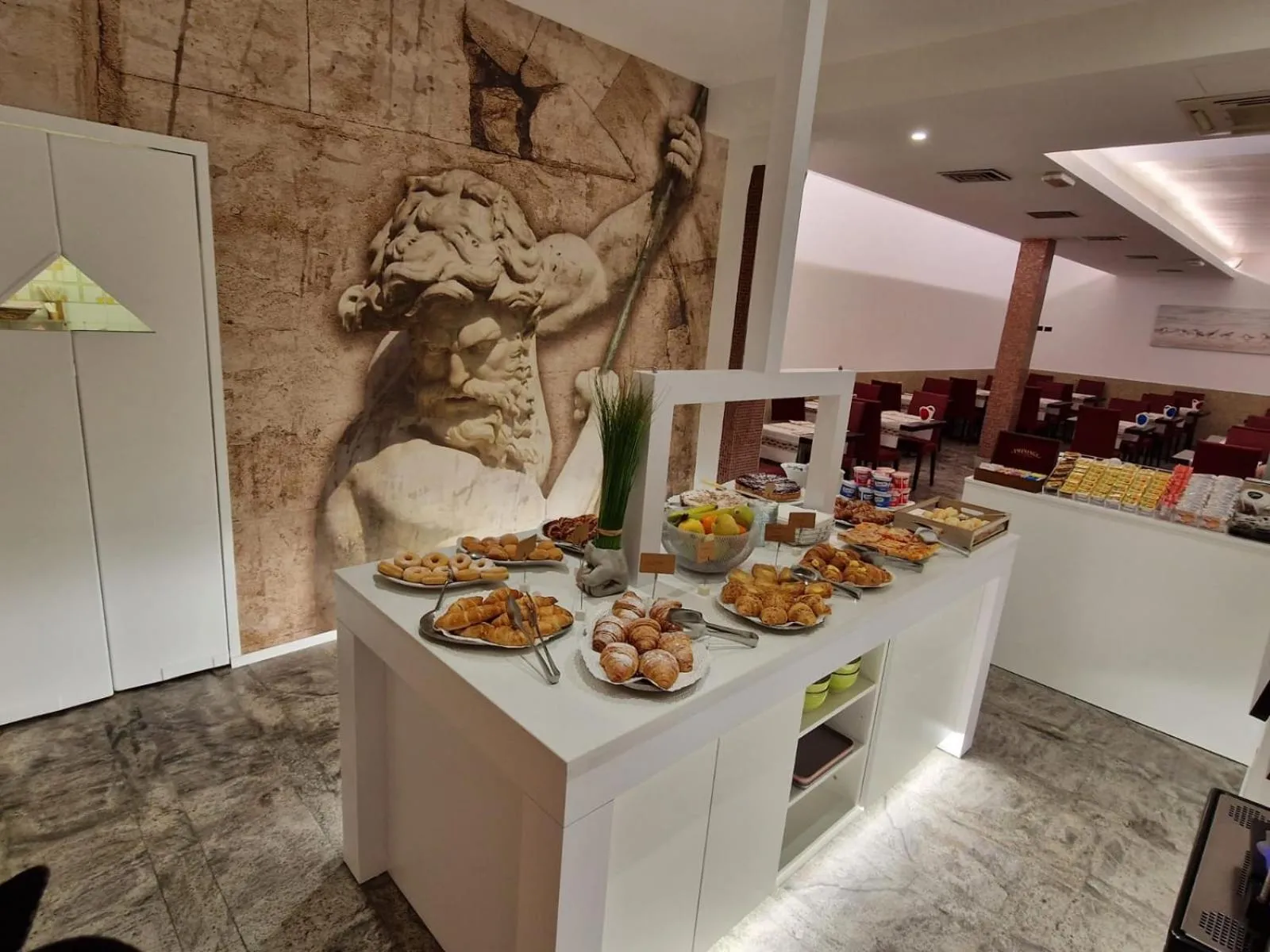 Breakfast in Hotel Ragno D'Oro