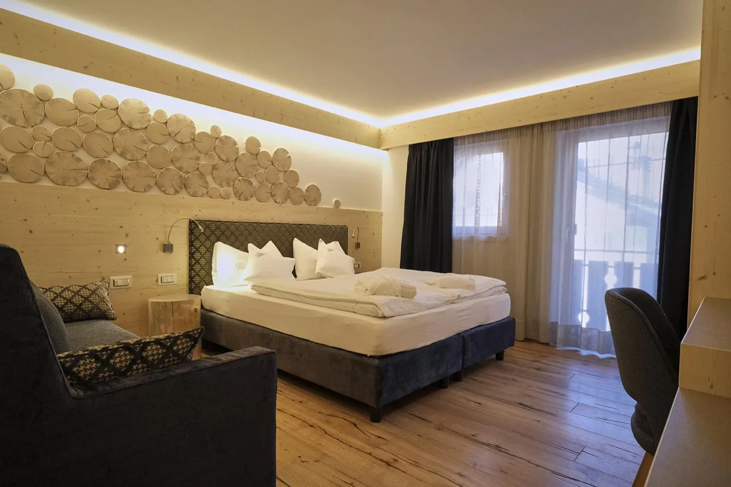 Bedroom, Bed in Cimon Dolomites Hotel