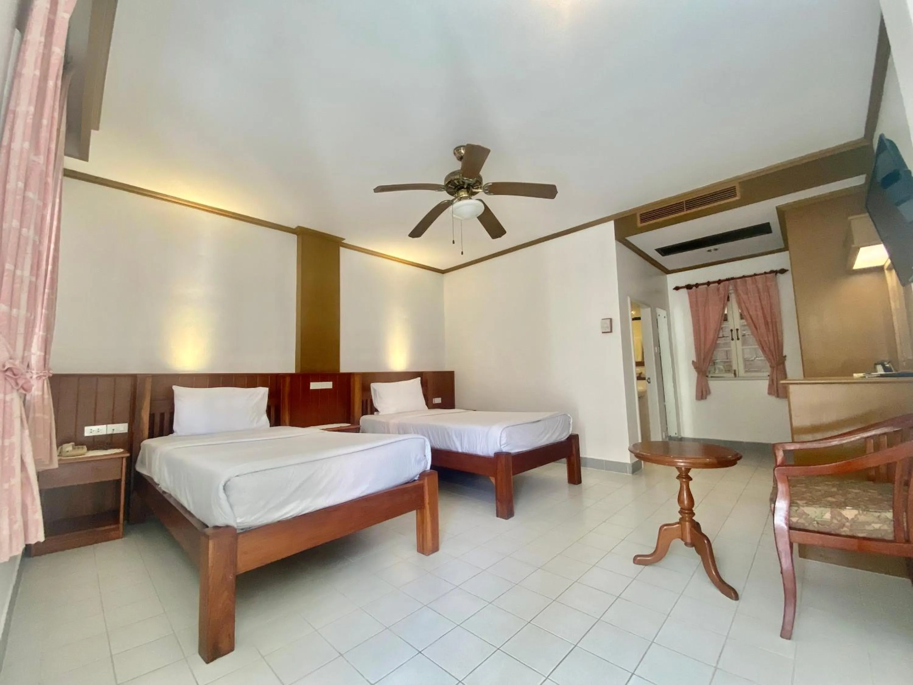 Bedroom, Bed in Patong Palace Hotel - SHA Extra Plus