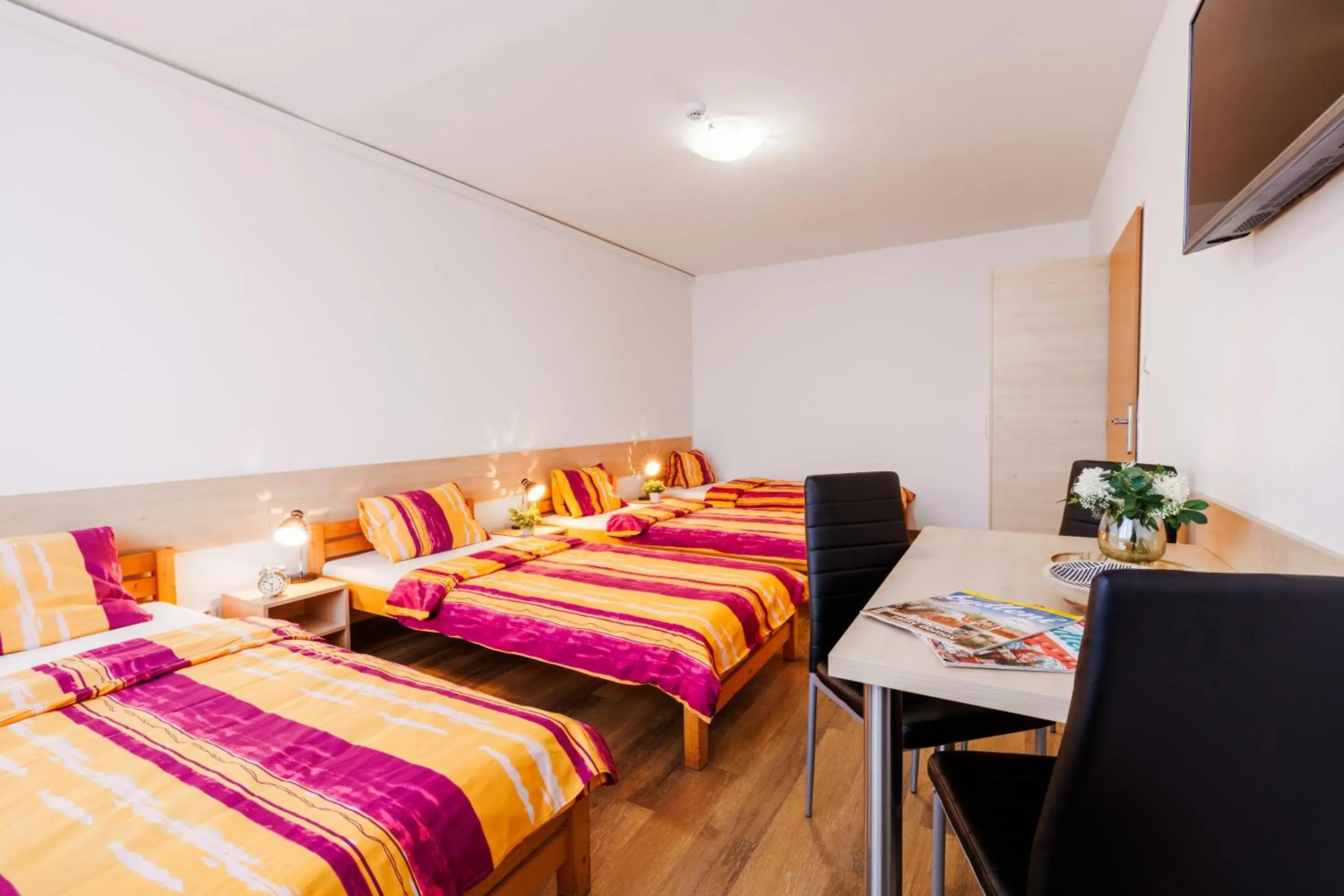 Quadruple Room with Shared Bathroom in Hotel U Nádraží Quadruple Room with Shared Bathroom in Hotel U Nádraží