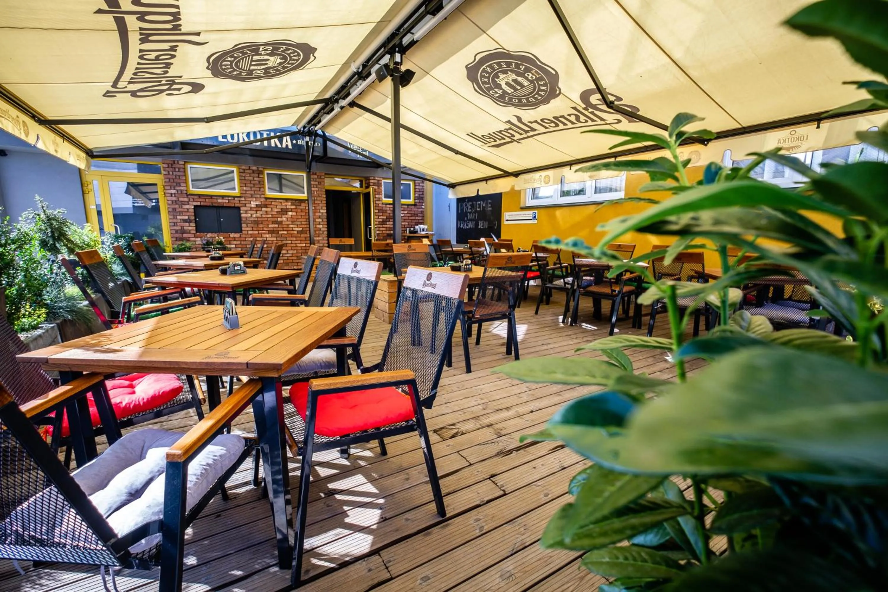 Restaurant/places to eat in Hotel U Nádraží