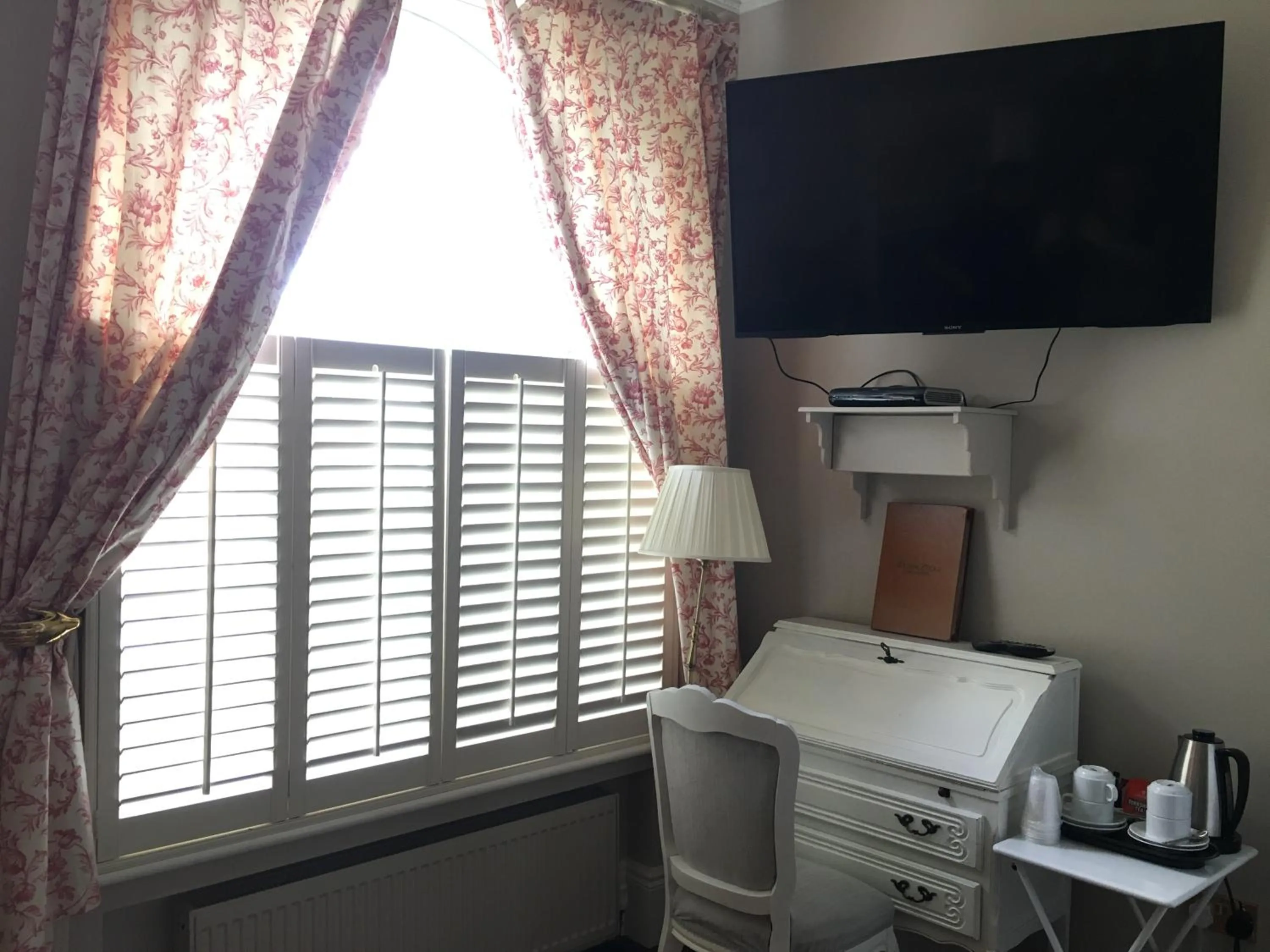 Decorative detail in Balham Lodge