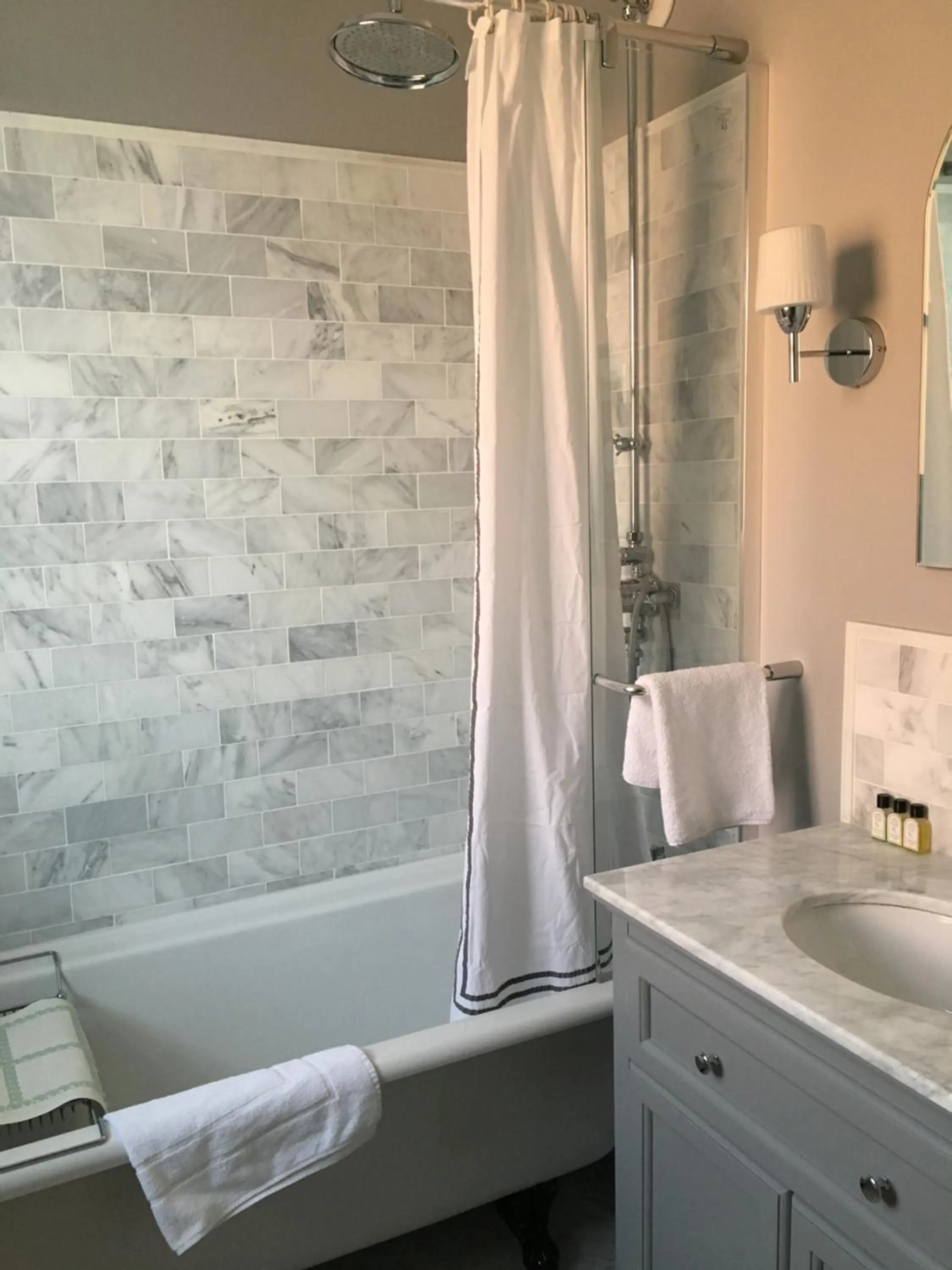 Shower in Balham Lodge