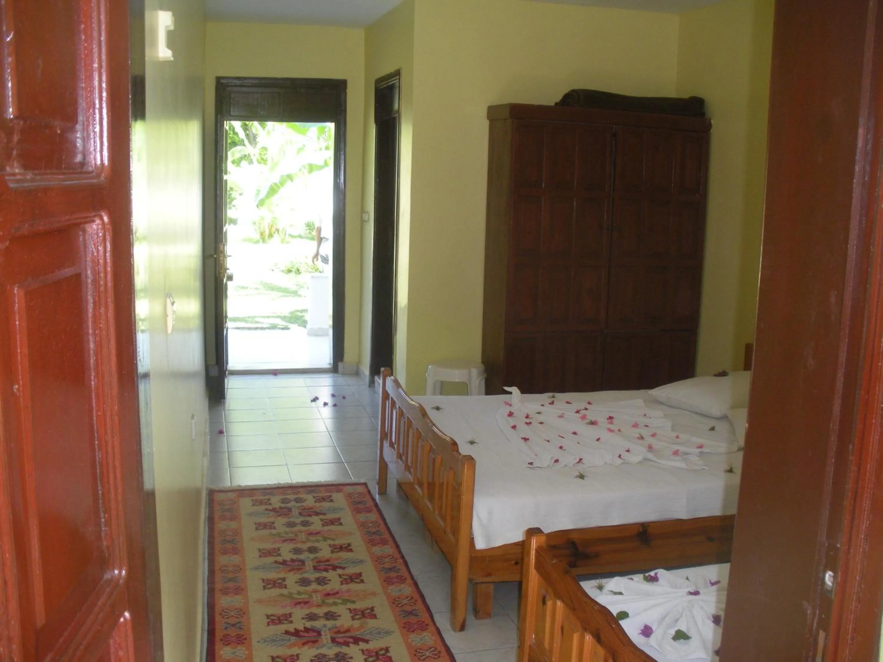 Photo of the whole room in Hotel Riverside