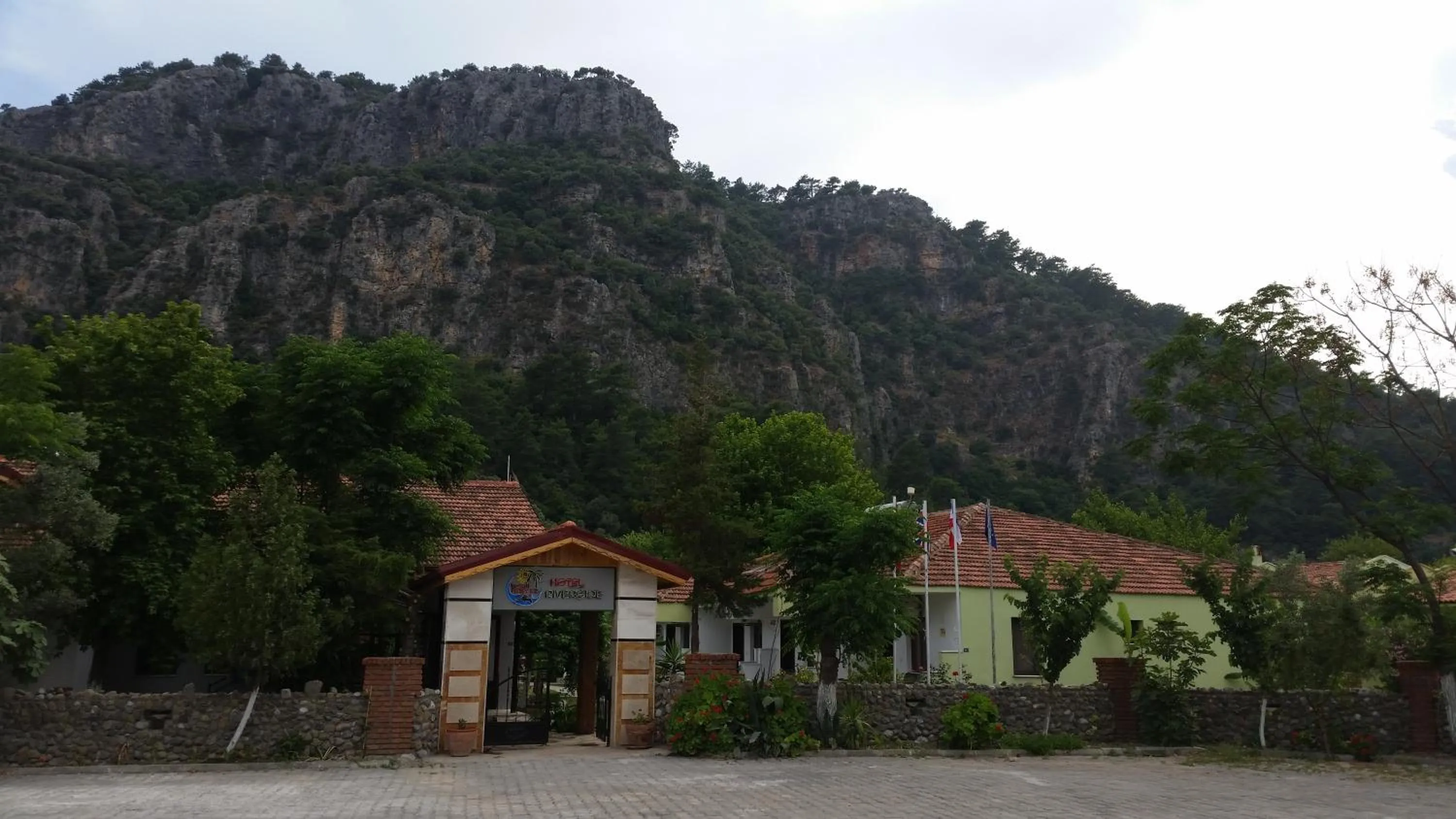 Facade/entrance in Hotel Riverside